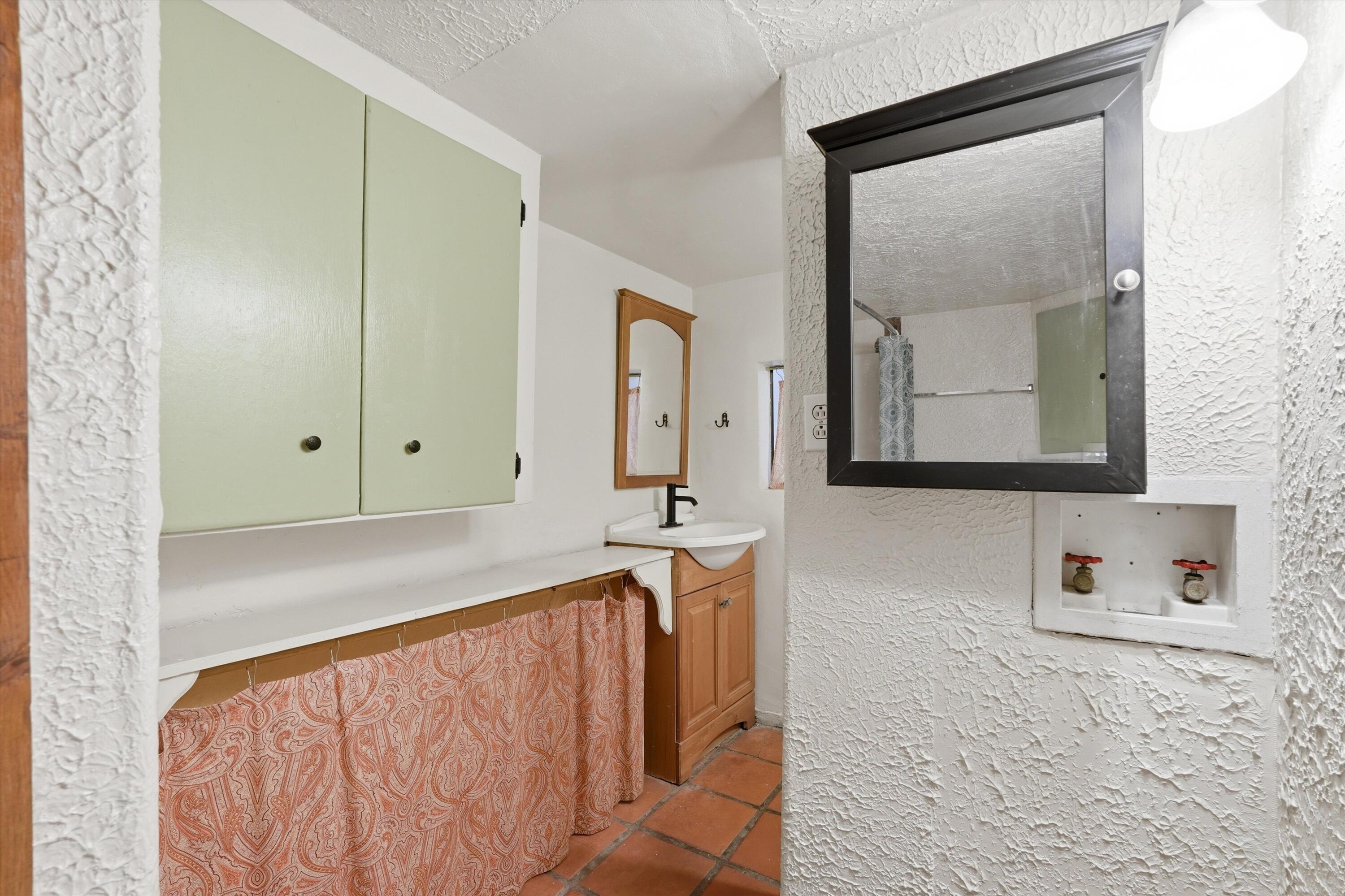 Photo 18 — 1508 Edith Boulevard NE
