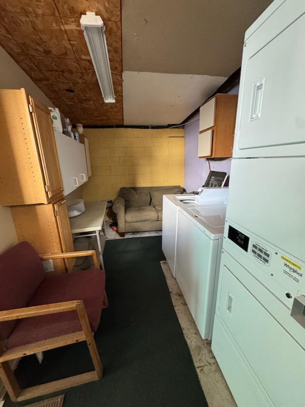 Photo 2 — 1508 Edith Boulevard NE