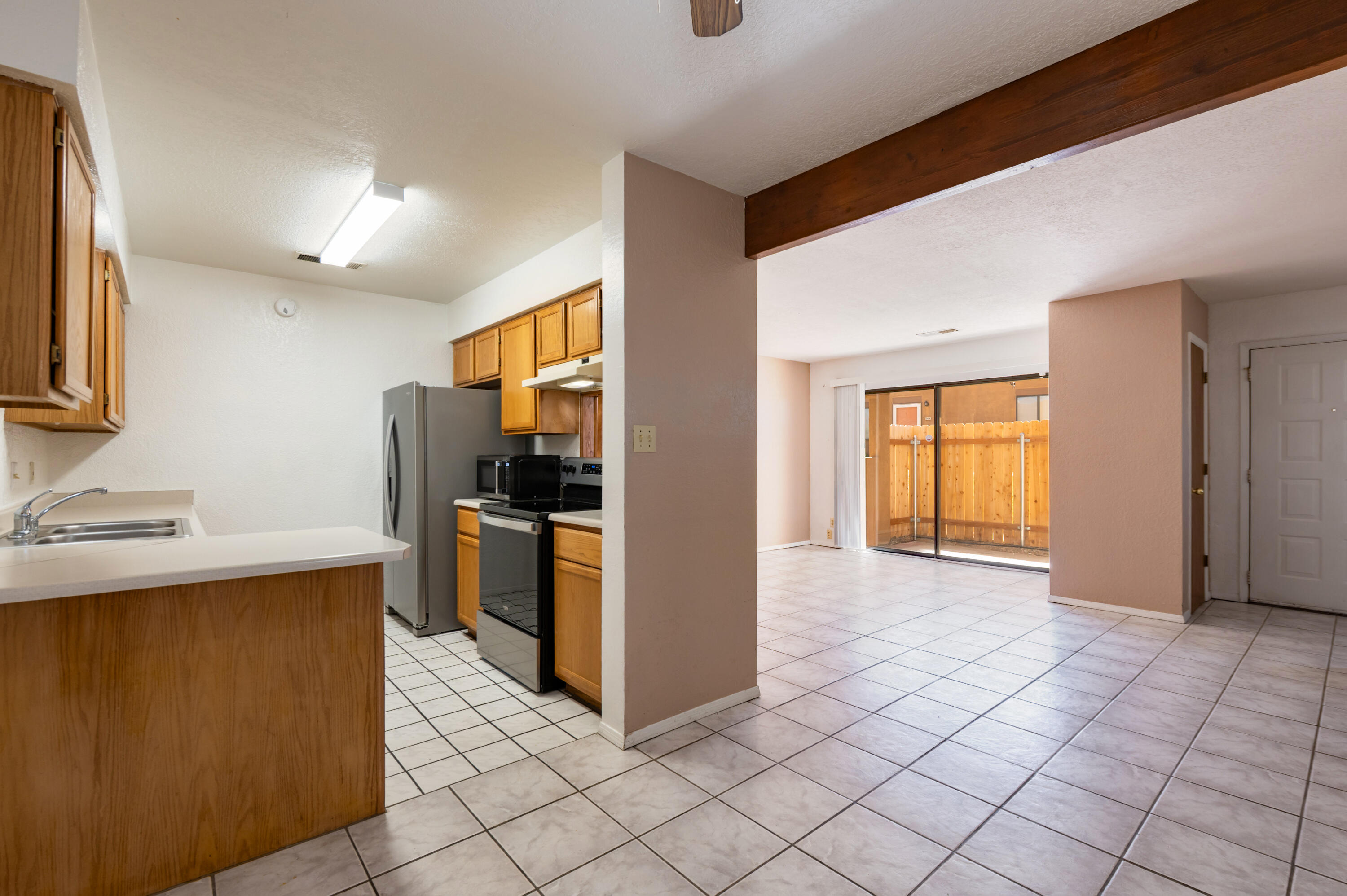 Photo 4 — 2900 Vista Del Rey NE UNIT 25B