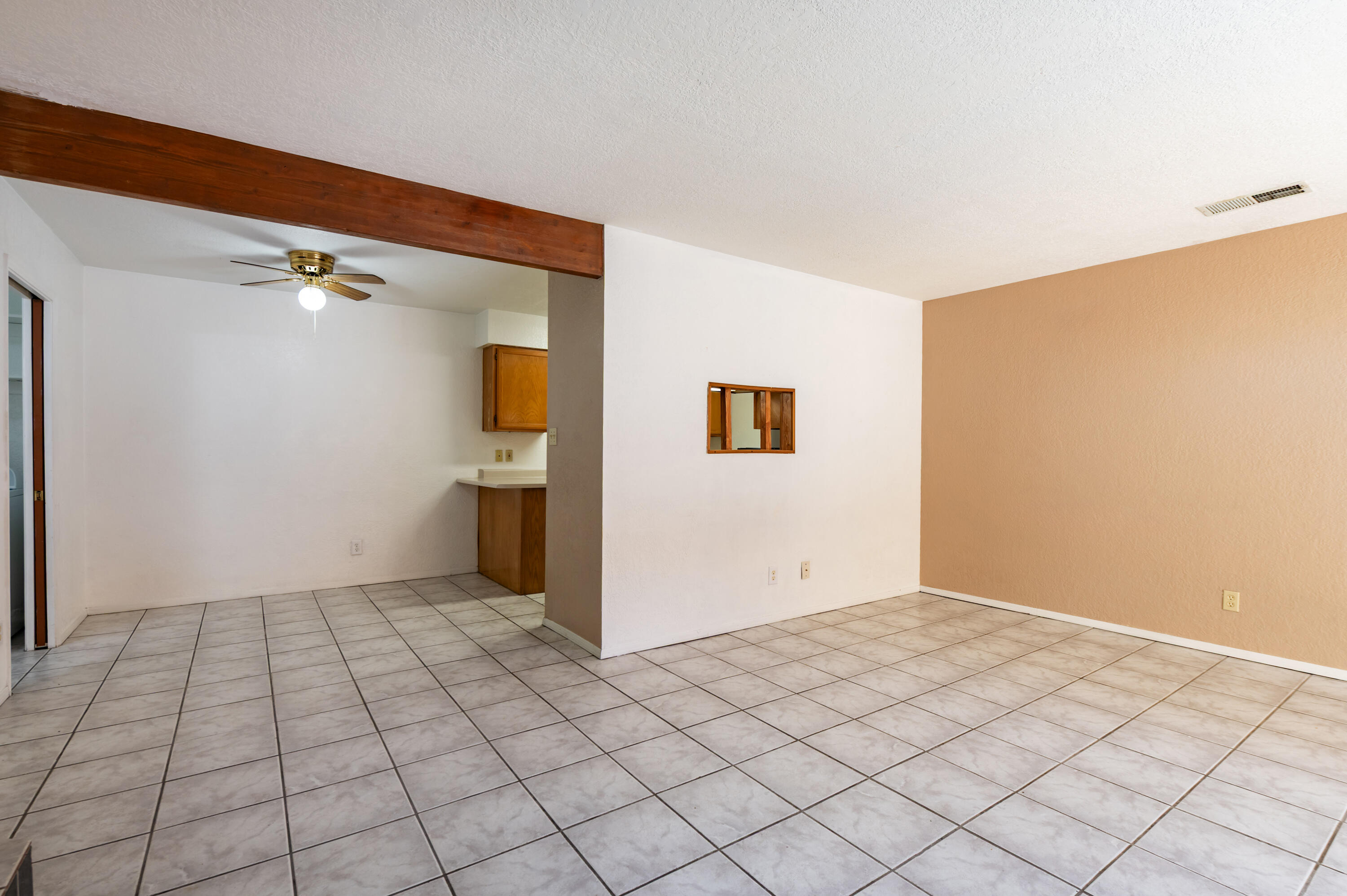 Photo 17 — 2900 Vista Del Rey NE UNIT 25B