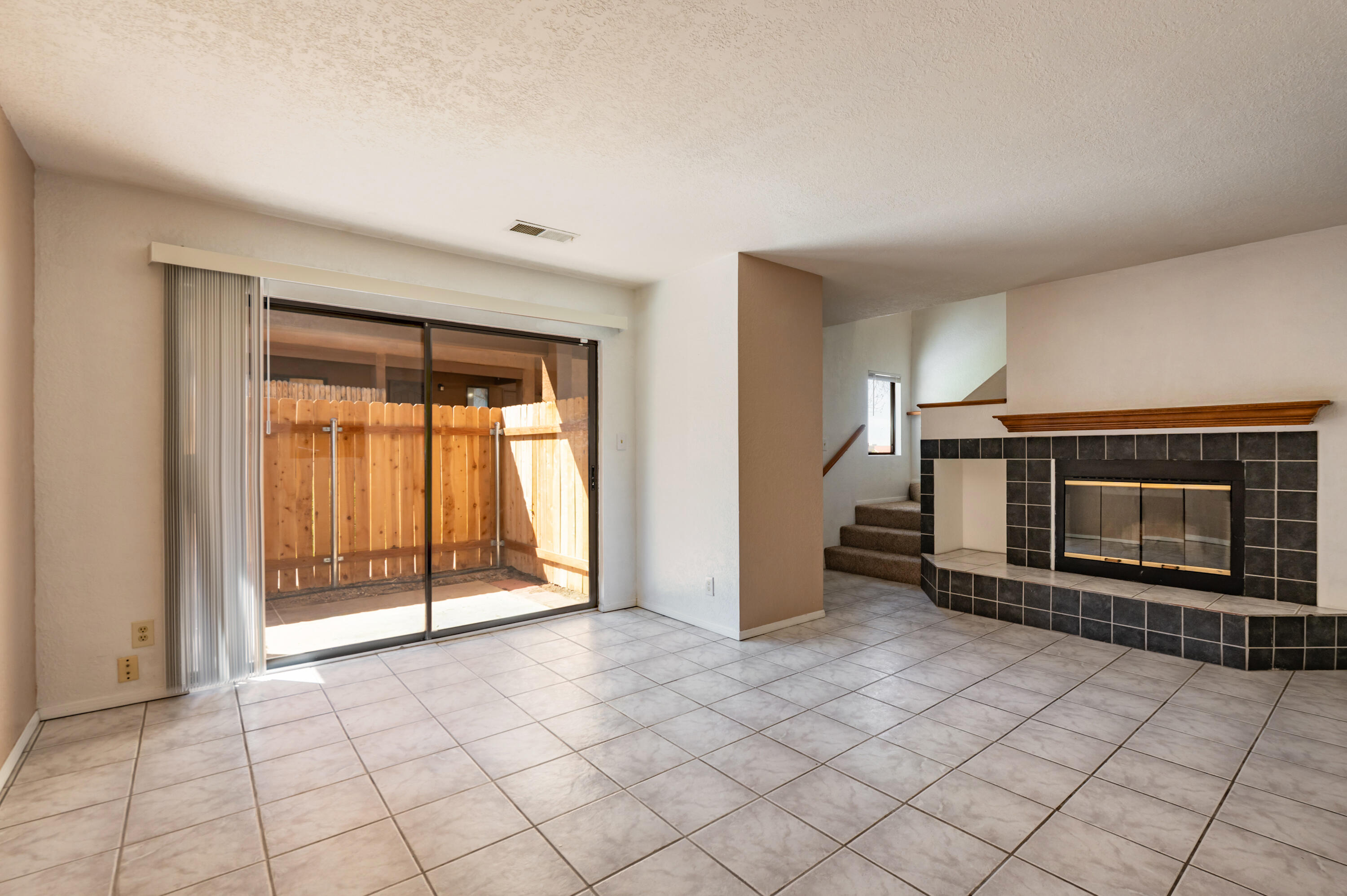 Photo 20 — 2900 Vista Del Rey NE UNIT 25B