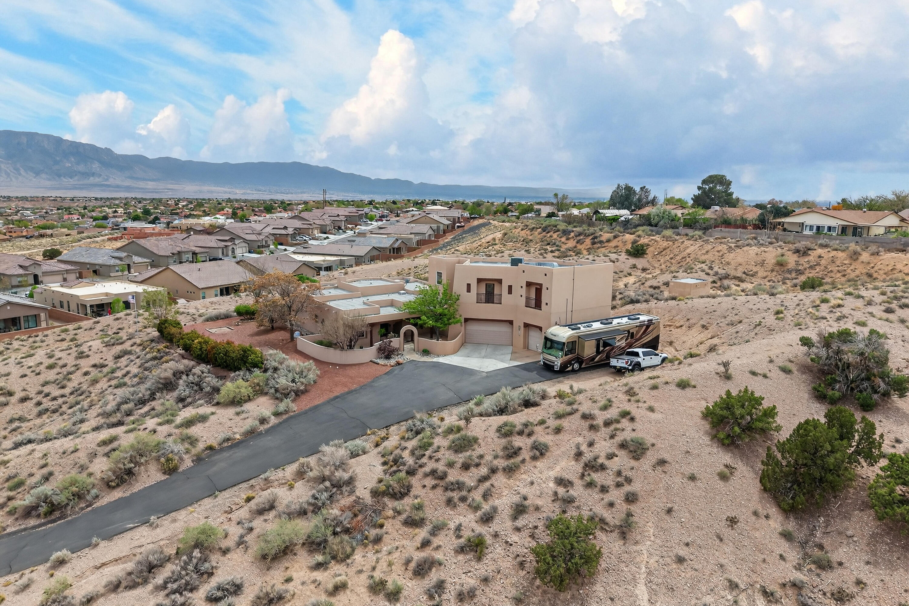 Photo 6 — 2500 Abrazo Road NE