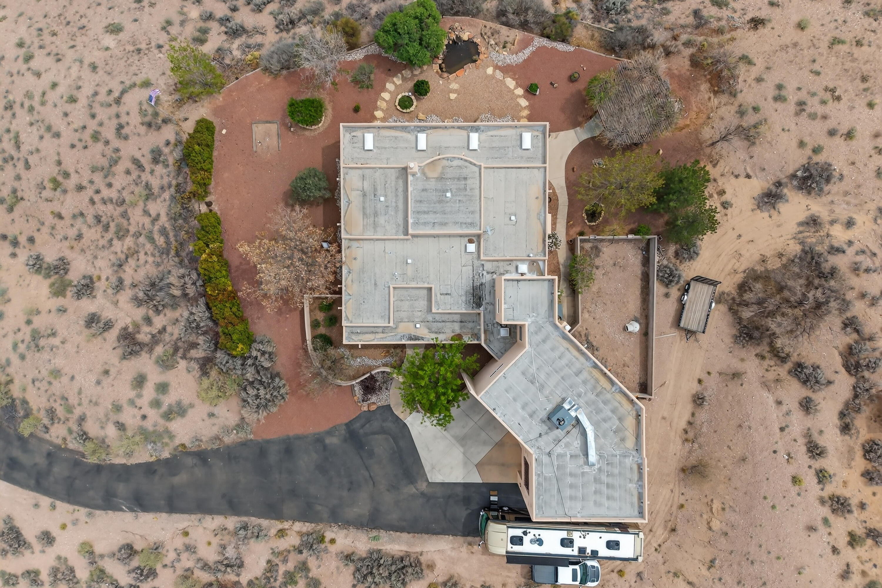 Photo 5 — 2500 Abrazo Road NE