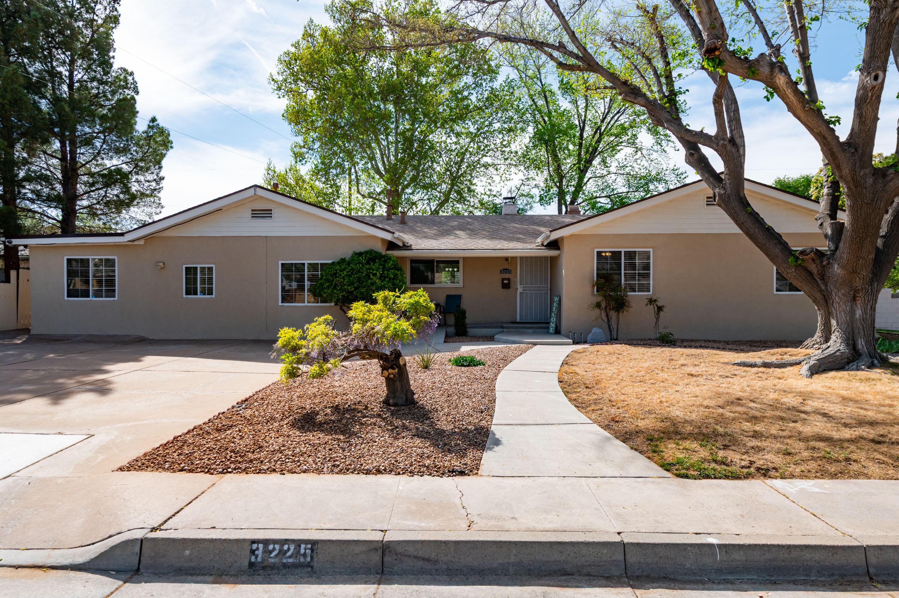 3225 Georgia Street NE, Albuquerque, NM 87110