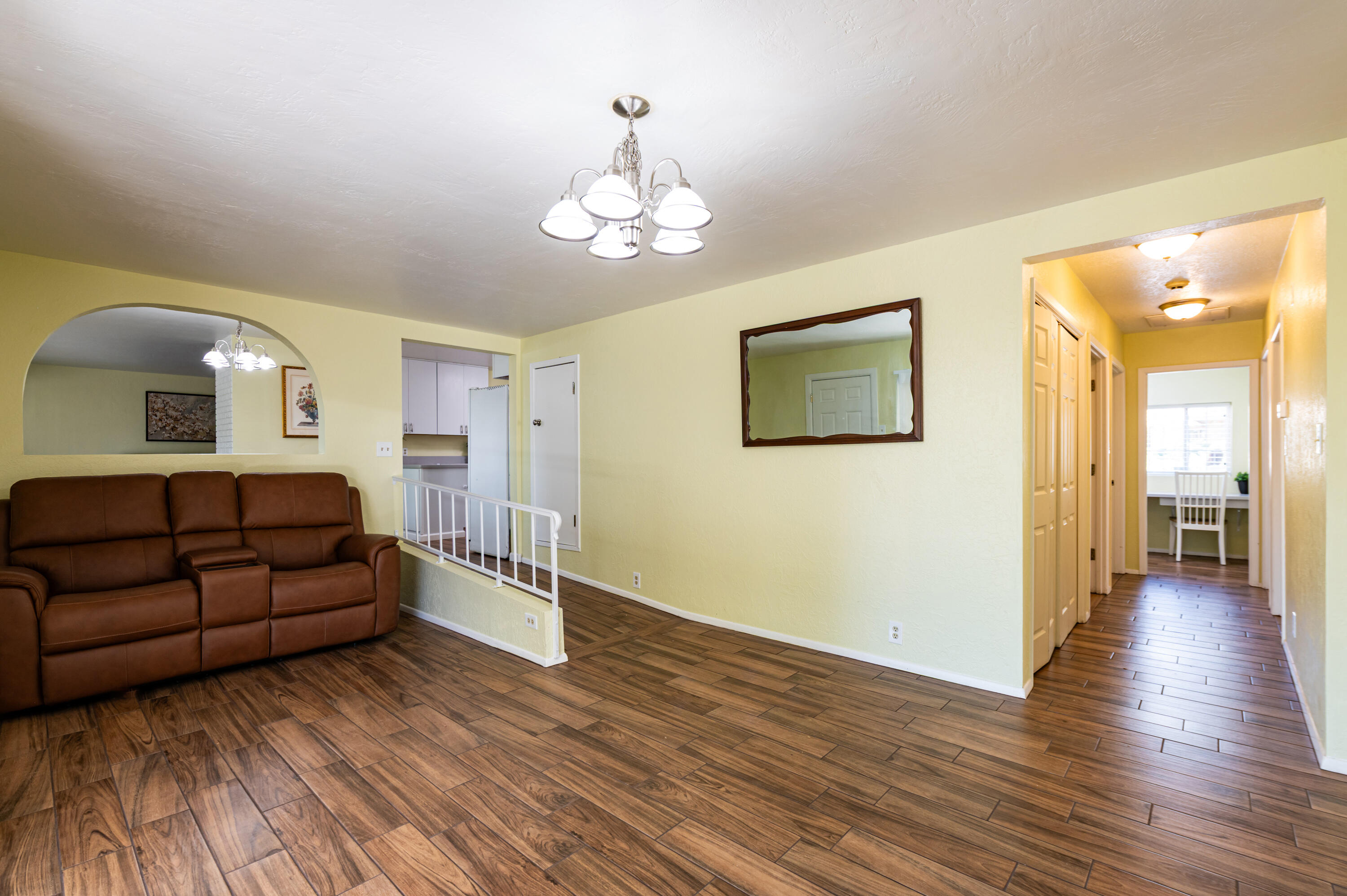 Photo 19 — 3225 Georgia Street NE