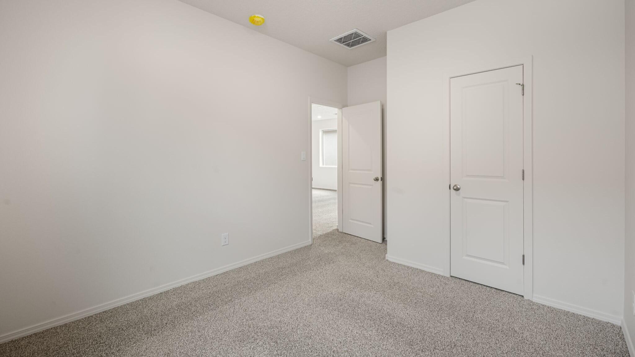 Photo 10 — 3324 Dijamant Loop SE