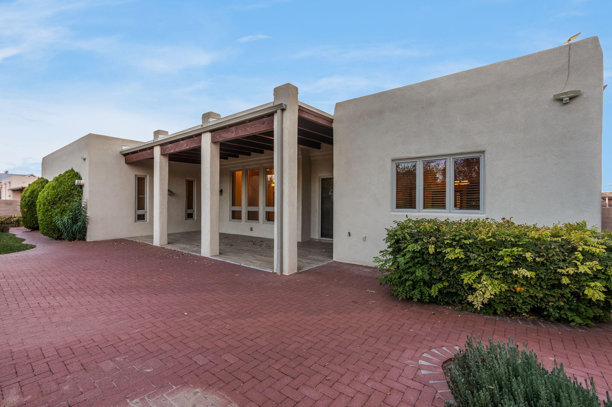 Photo 11 — 508 Laguna Seca Lane NW