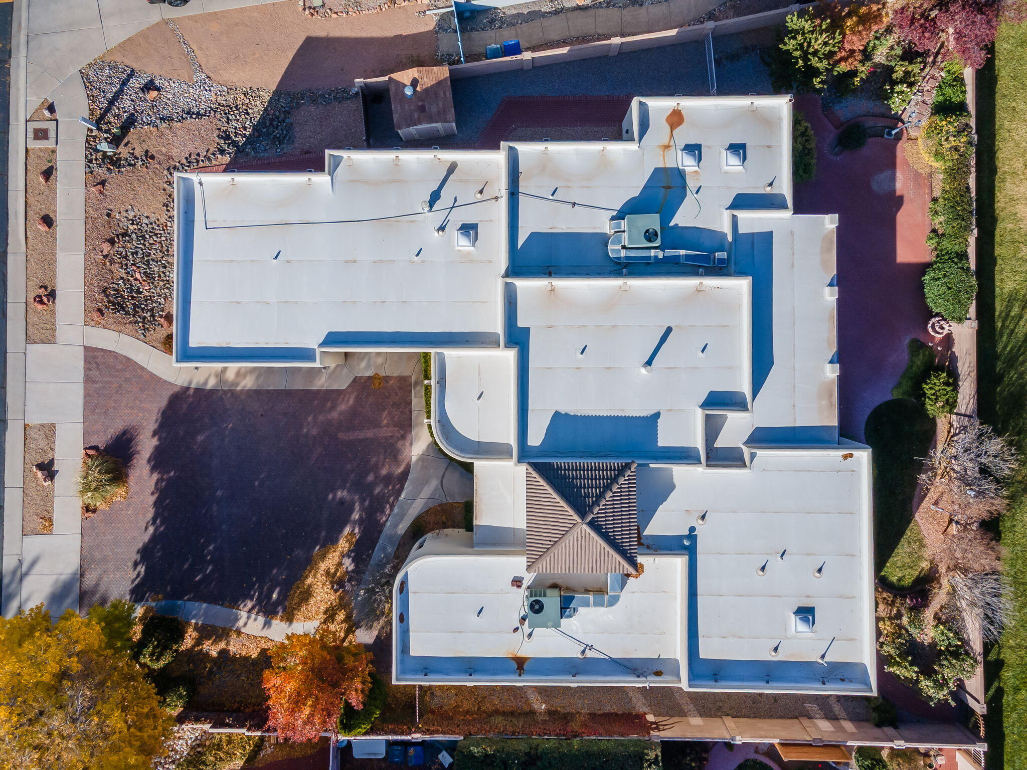 Photo 3 — 508 Laguna Seca Lane NW