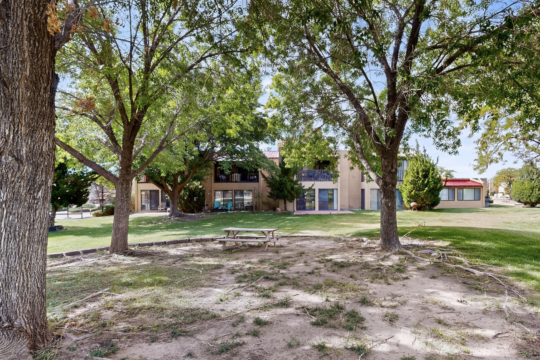 Photo 13 — 921 Country Club Drive SE APT H