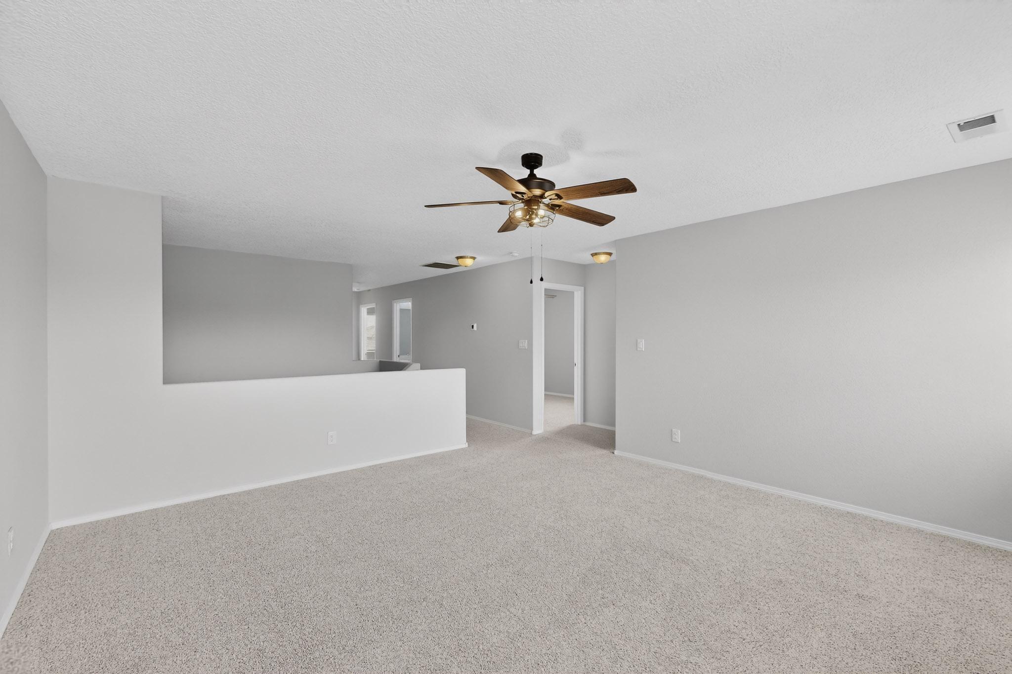 Photo 11 — 5909 Mafraq Avenue NW