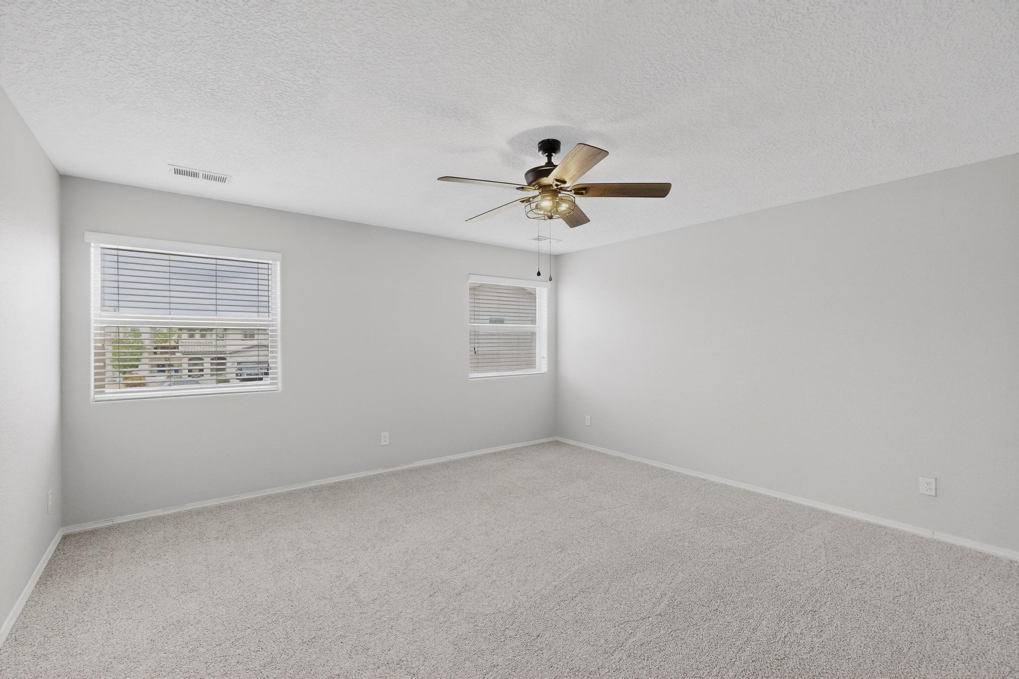 Photo 12 — 5909 Mafraq Avenue NW