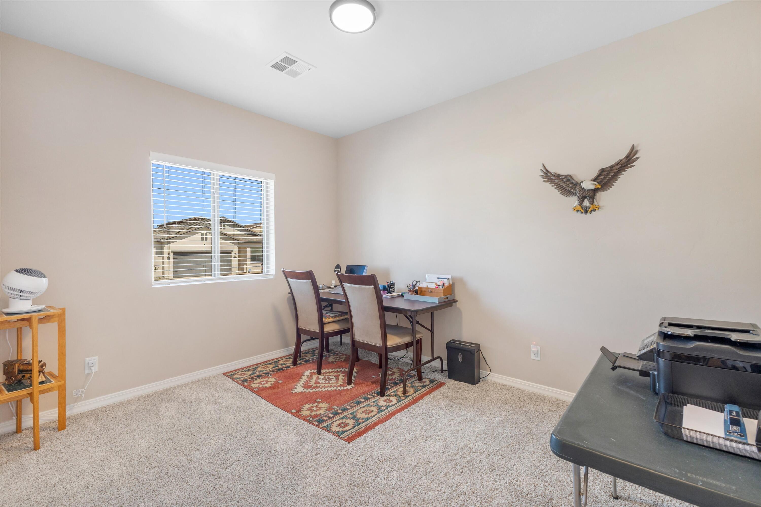 Photo 9 — 6718 Sydney Drive NE