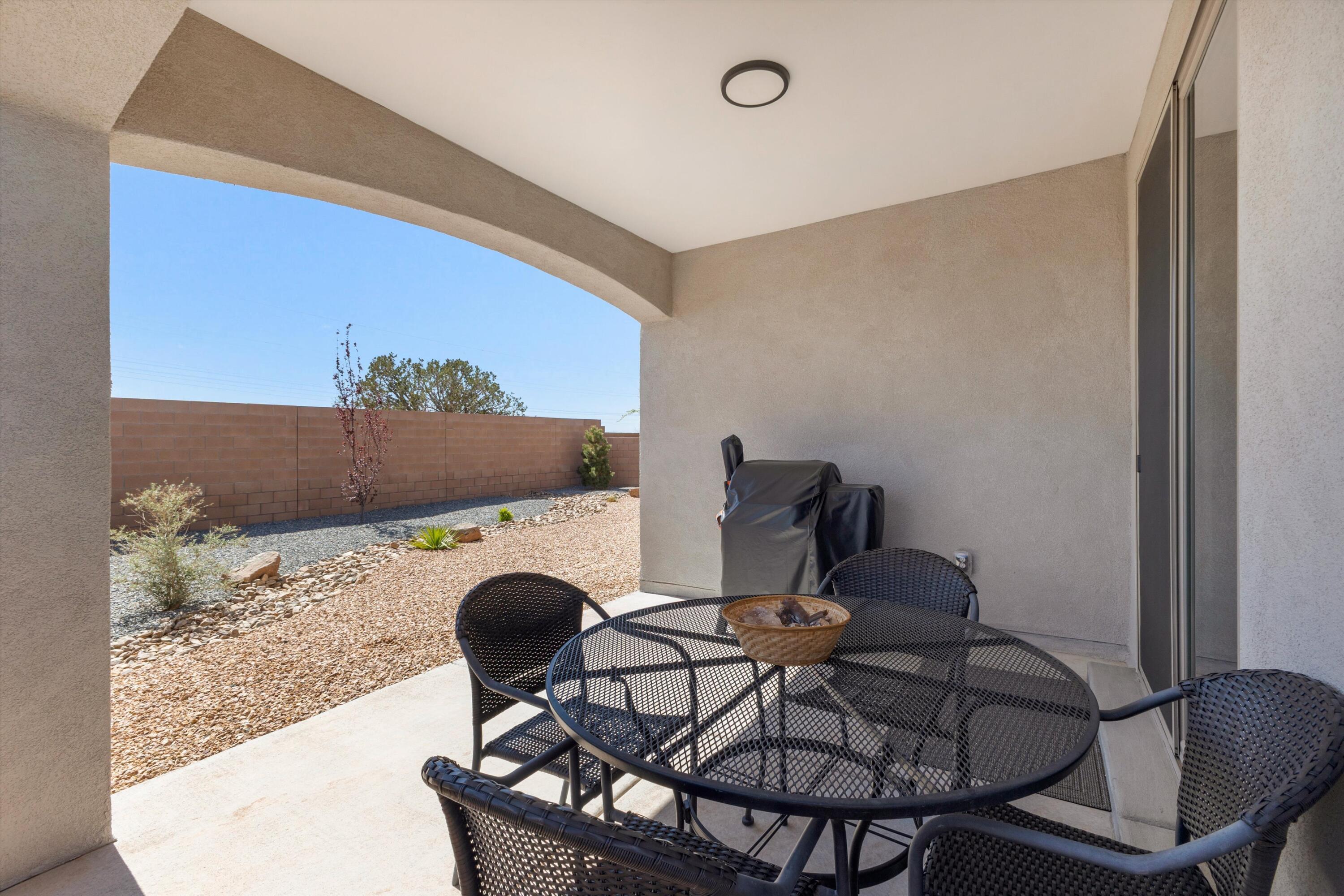 Photo 5 — 6718 Sydney Drive NE