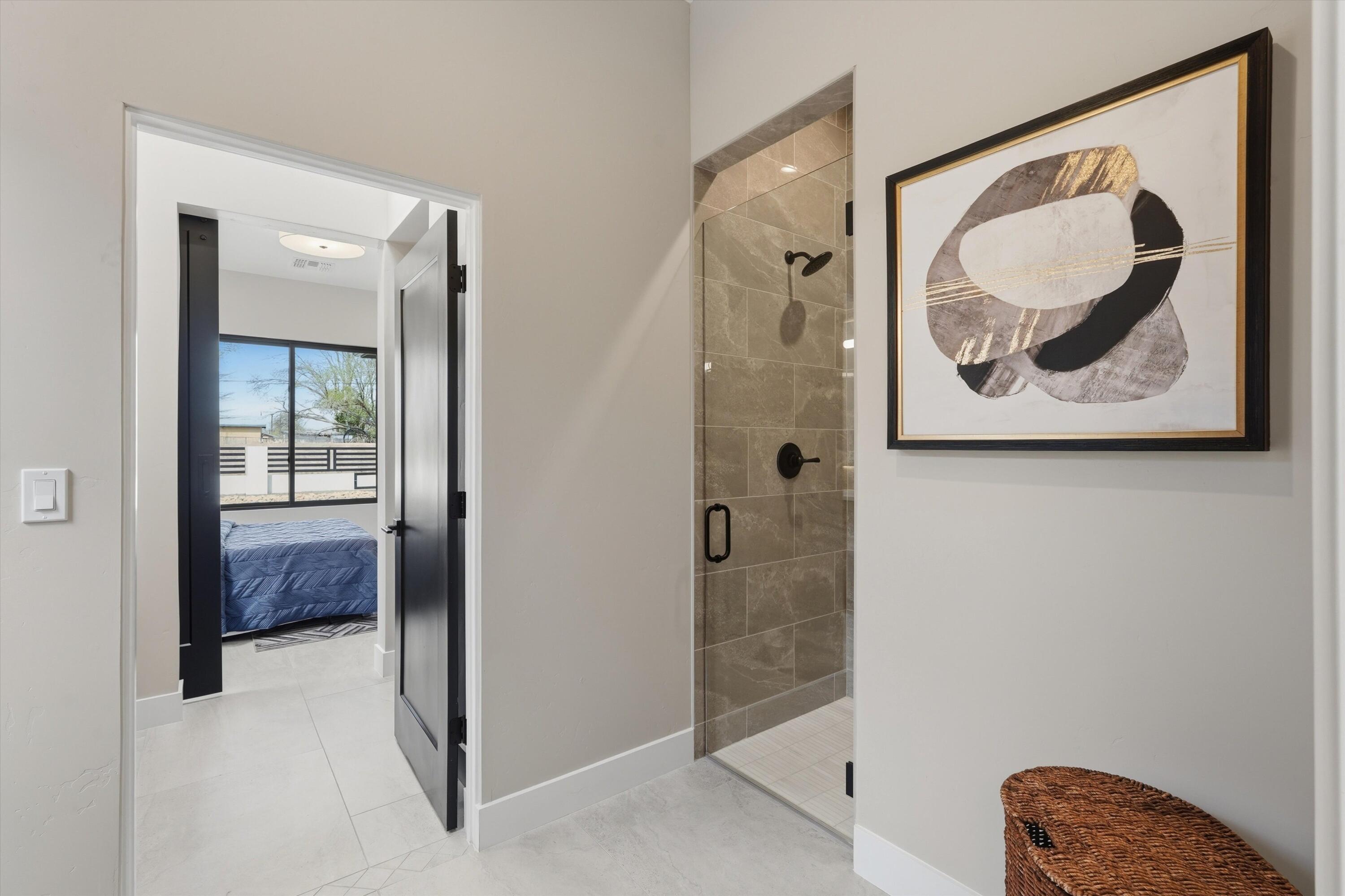 Photo 6 — 128 Los Ranchos Road NW