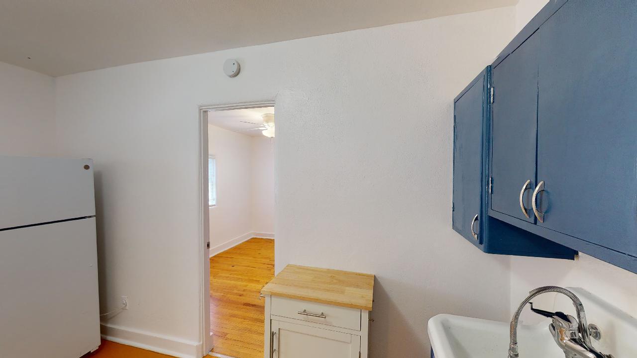 Photo 18 — 715 Fruit Avenue NW