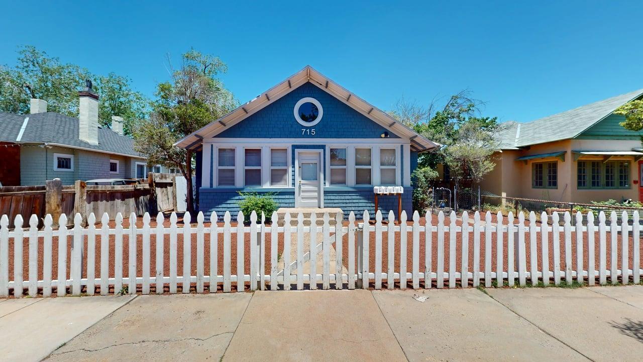 Photo 2 — 715 Fruit Avenue NW