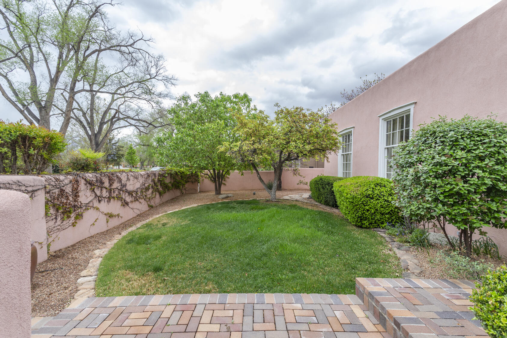 Photo 4 — 4200 Aspen Avenue NE
