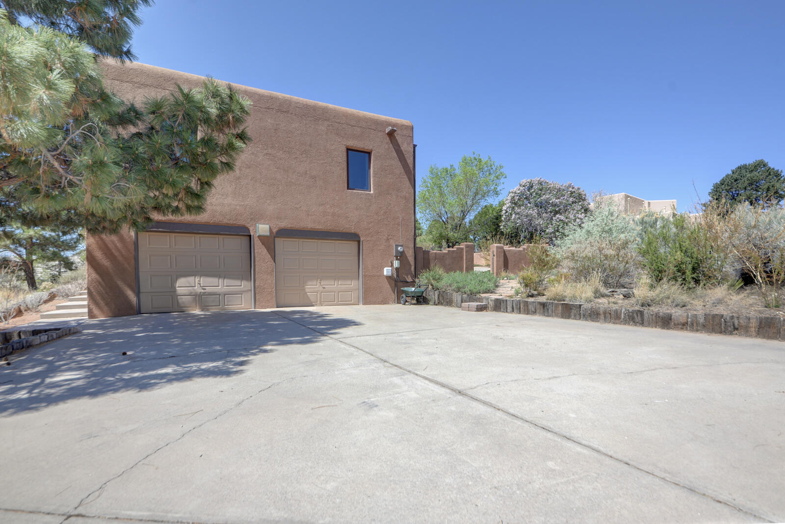 Photo 9 — 1219 Rockrose Road NE