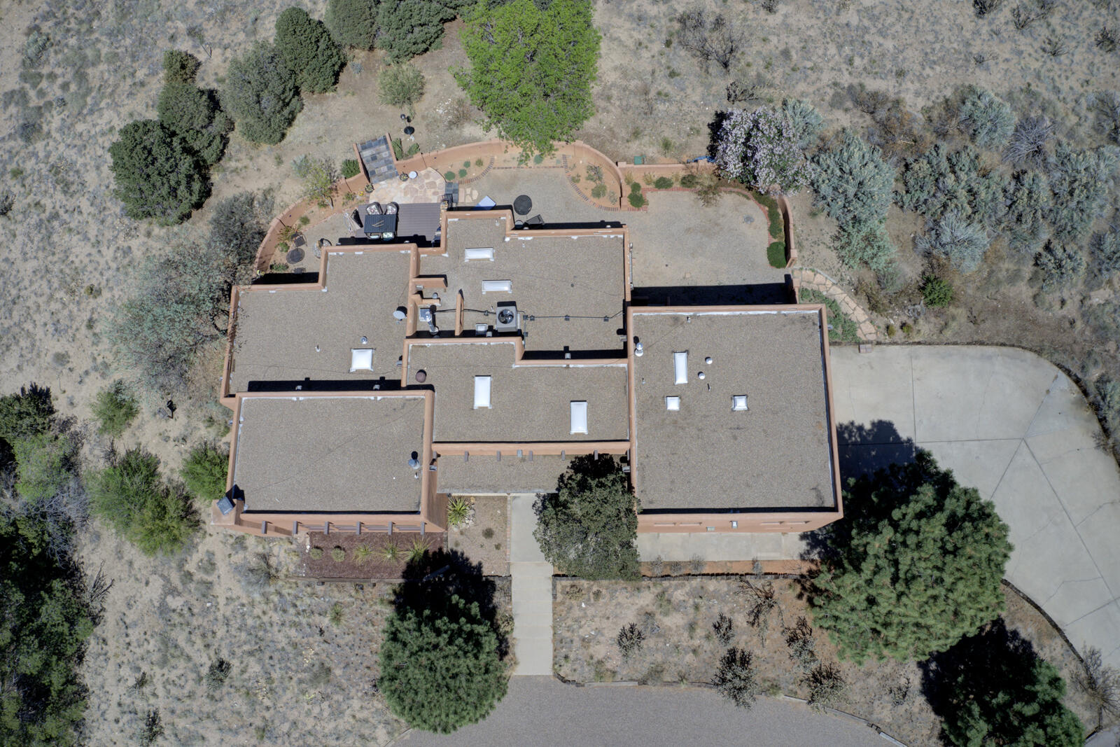 Photo 2 — 1219 Rockrose Road NE