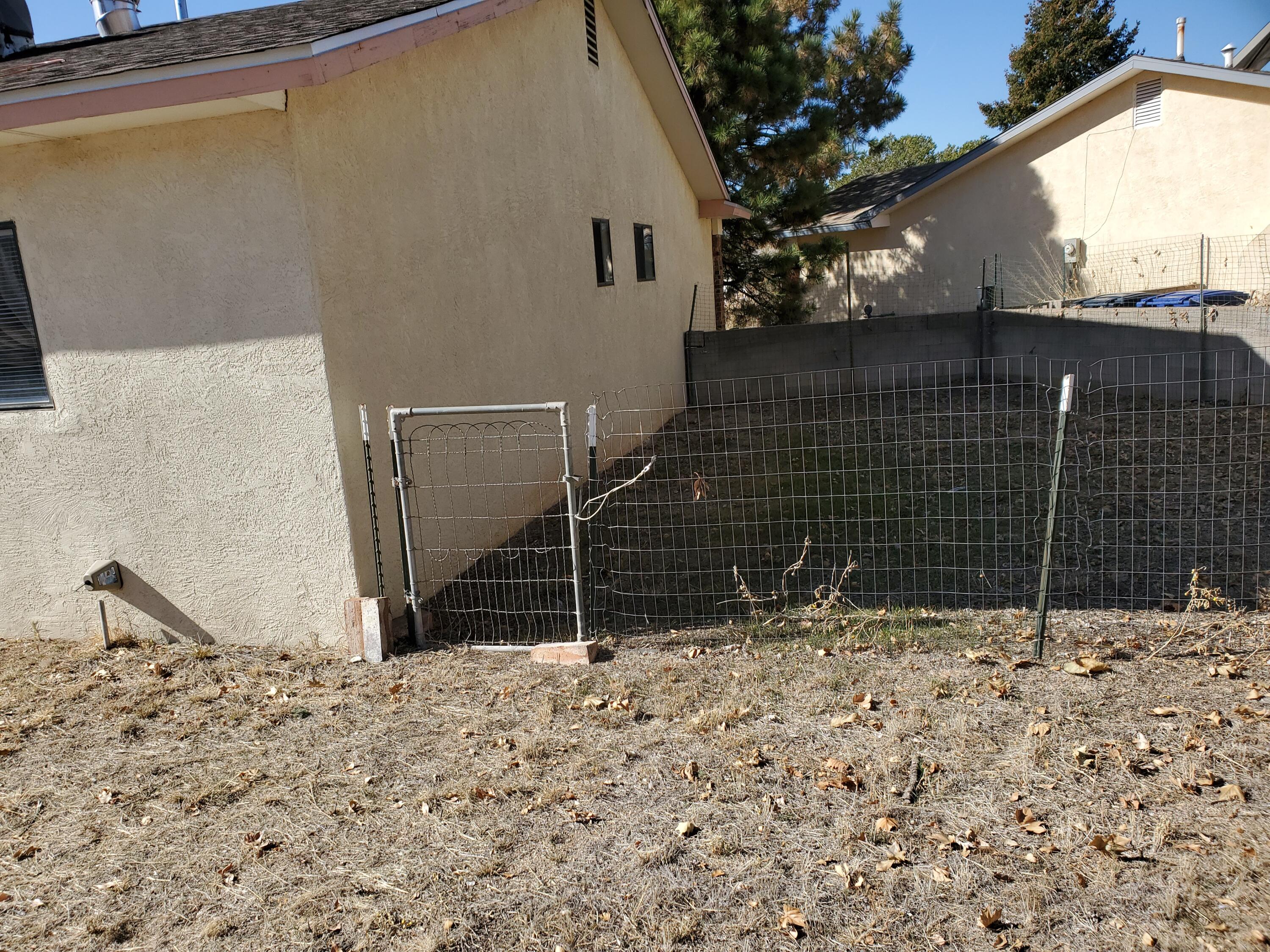 Photo 3 — 11519 E Morocco Road NE