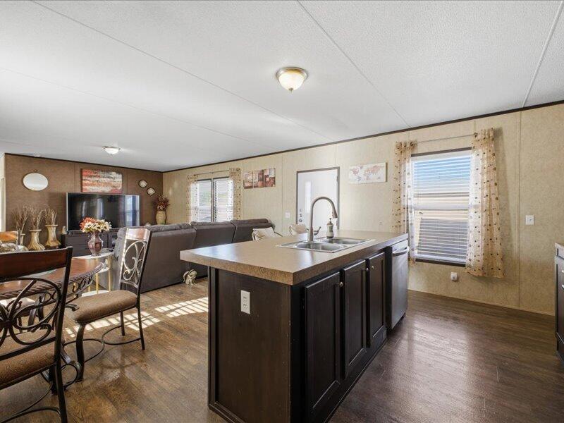 7401 San Pedro Drive NE TRLR 166, Albuquerque, NM 87109