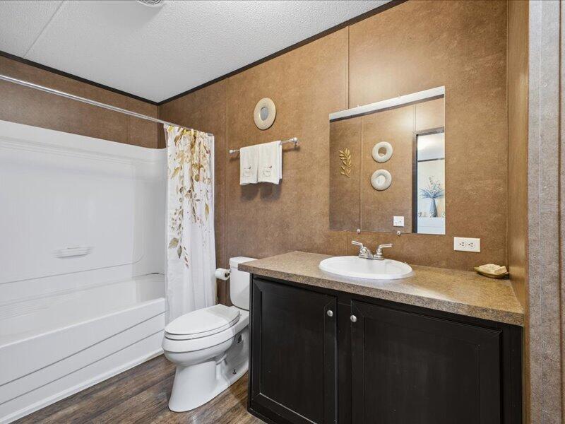 Photo 5 — 7401 San Pedro Drive NE TRLR 166