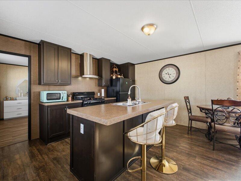Photo 18 — 7401 San Pedro Drive NE TRLR 166