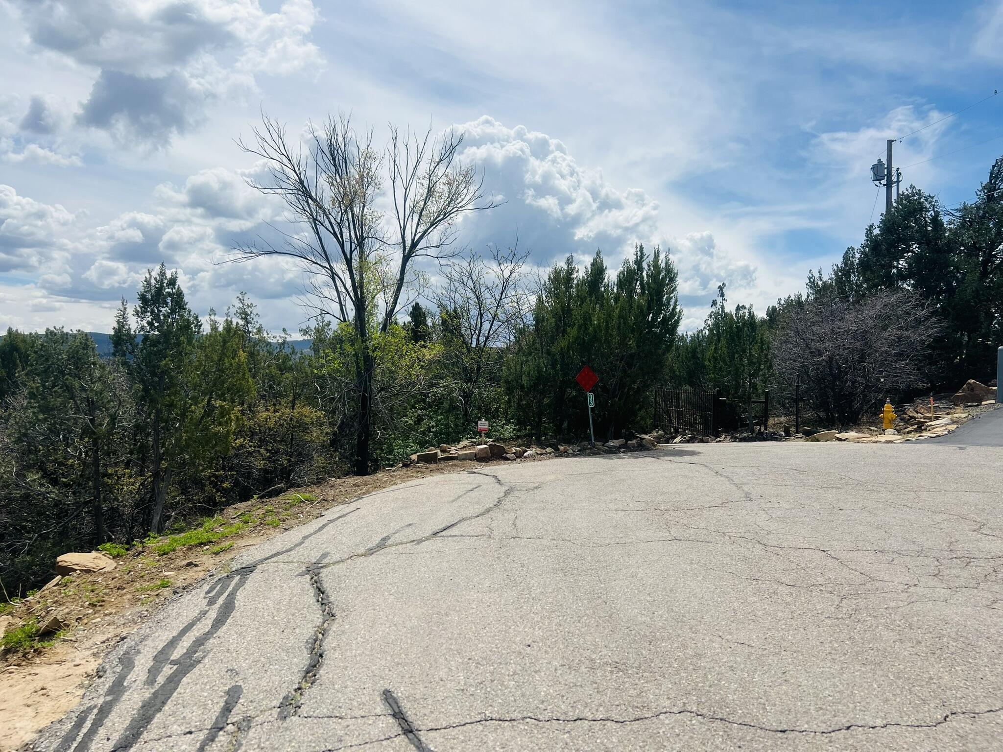 Photo 2 — 9 Boulder Lane