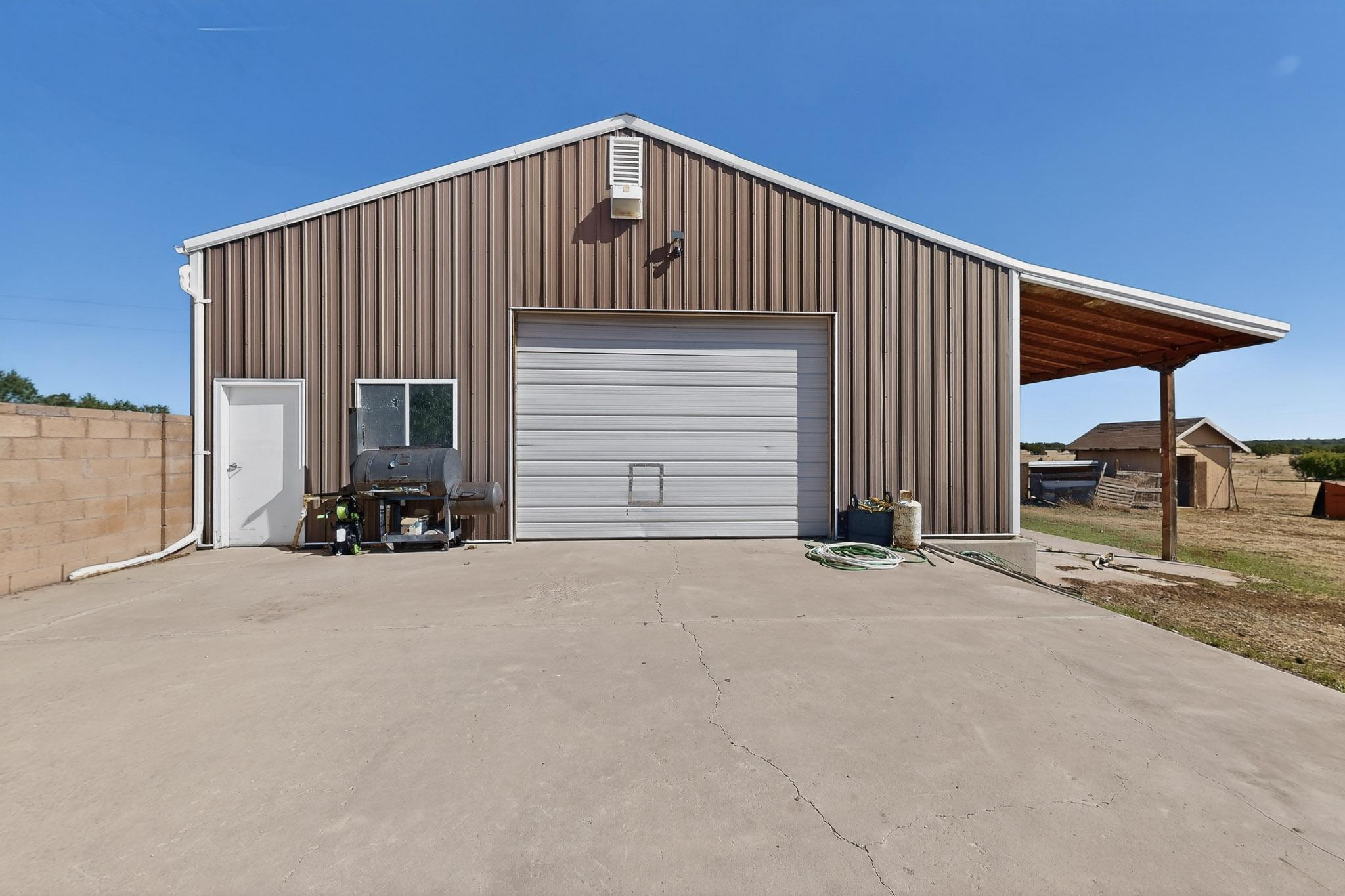 Photo 14 — 95 Lesperance Road