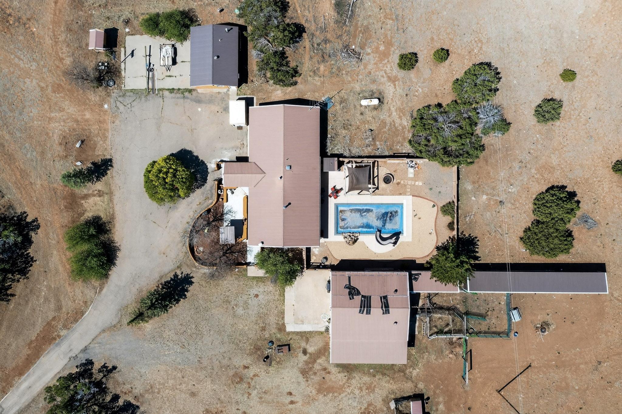 Photo 7 — 95 Lesperance Road