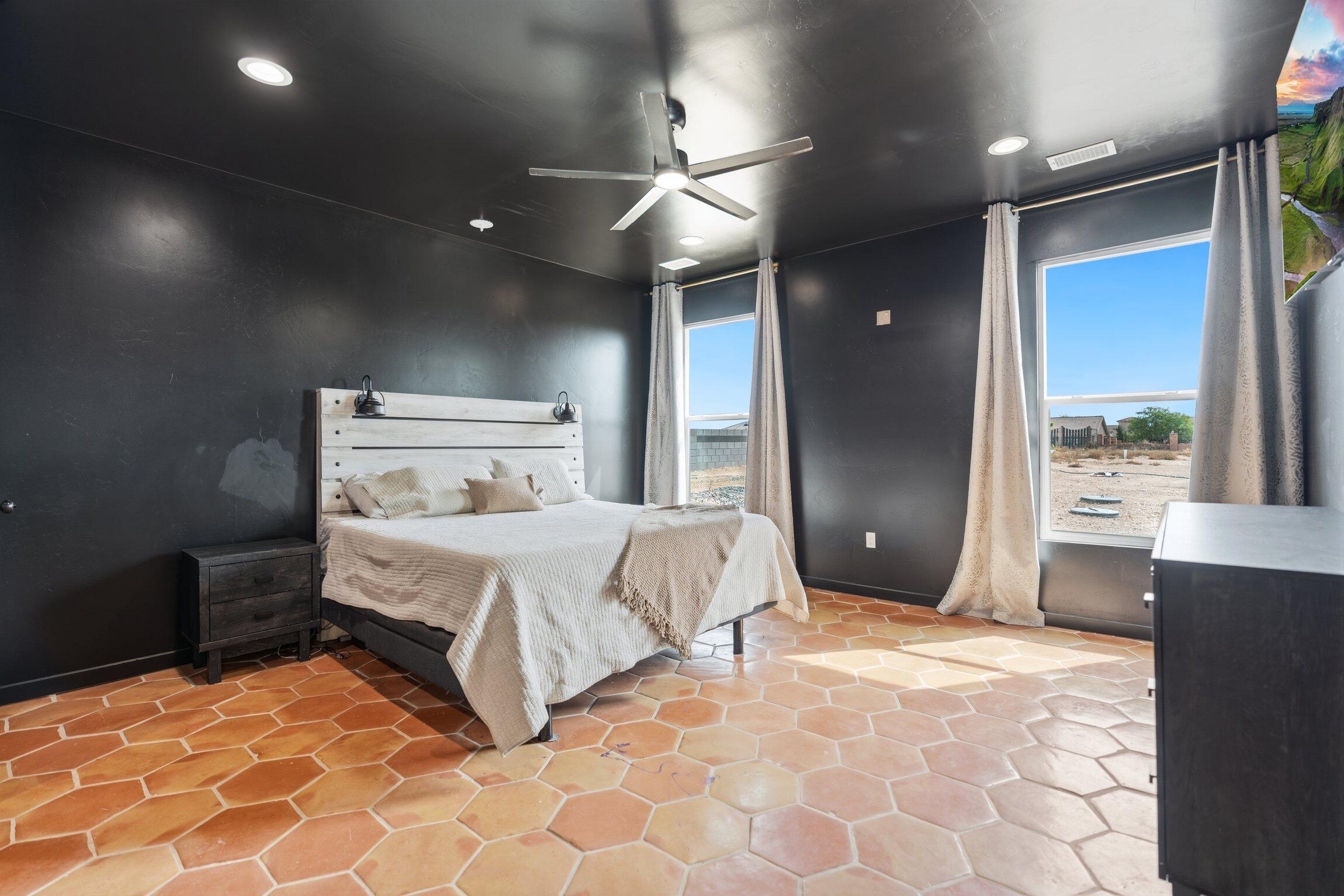 Photo 14 — 712 2nd Street NE