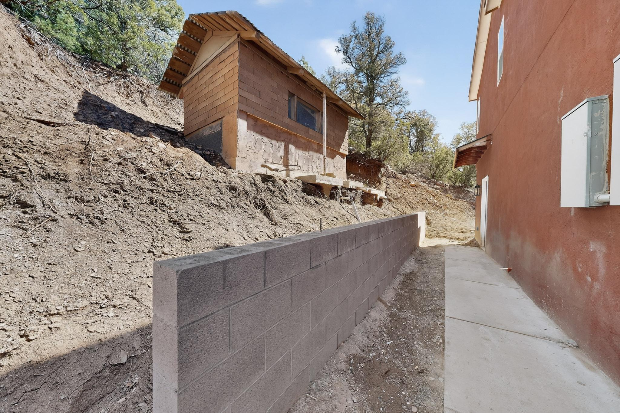 Photo 5 — 7 Shasta Court