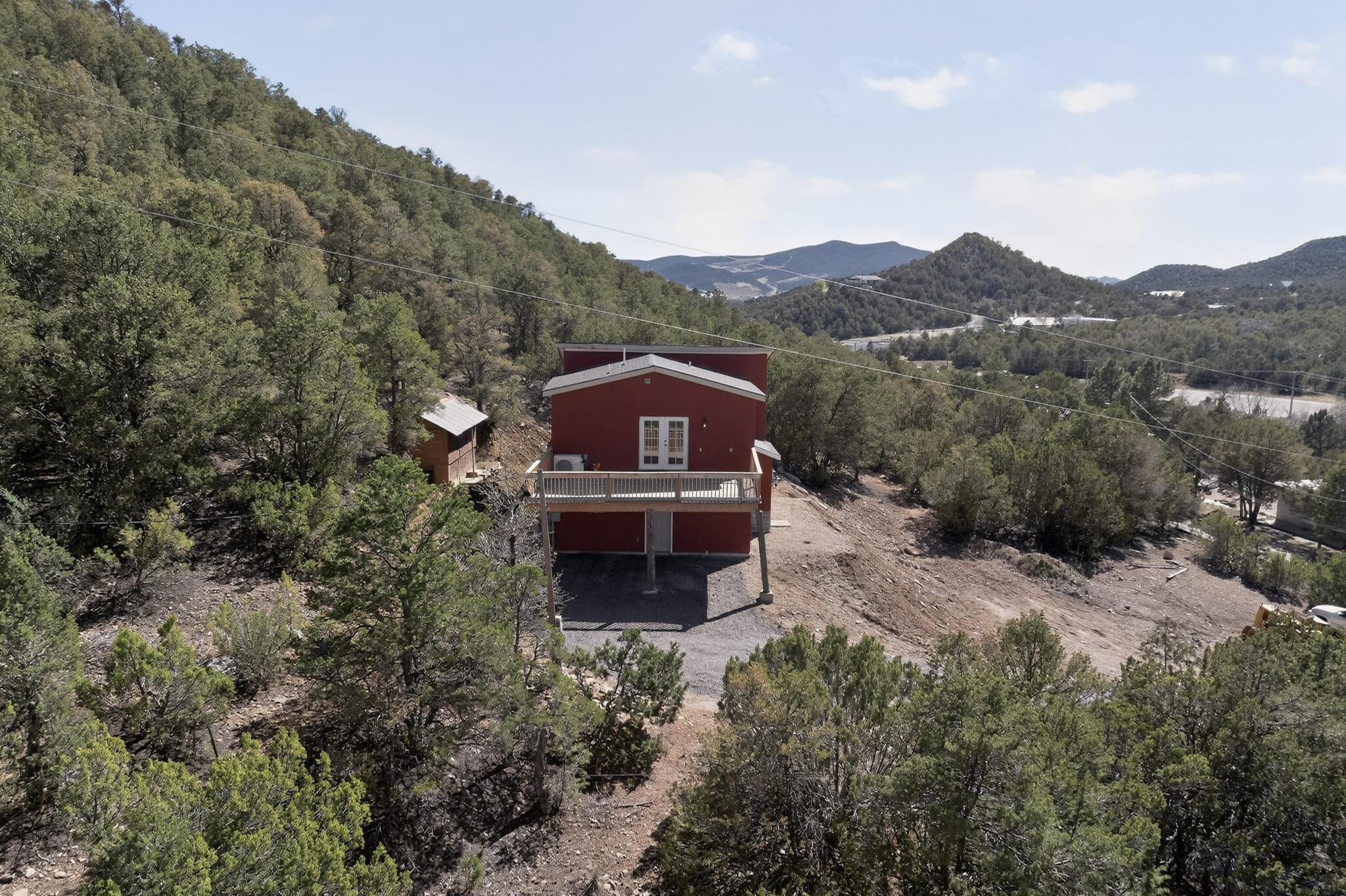 Photo 7 — 7 Shasta Court