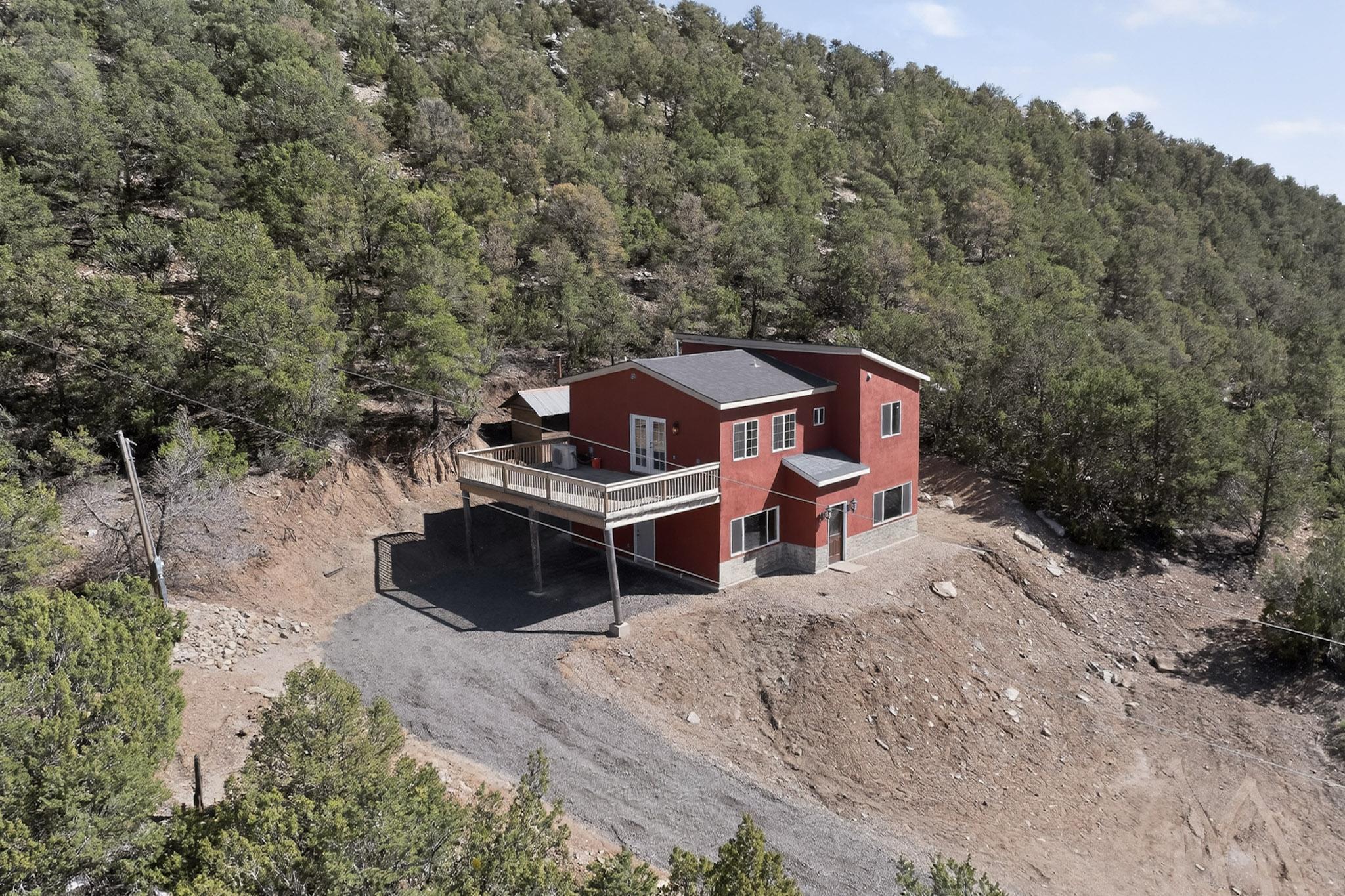 Photo 2 — 7 Shasta Court