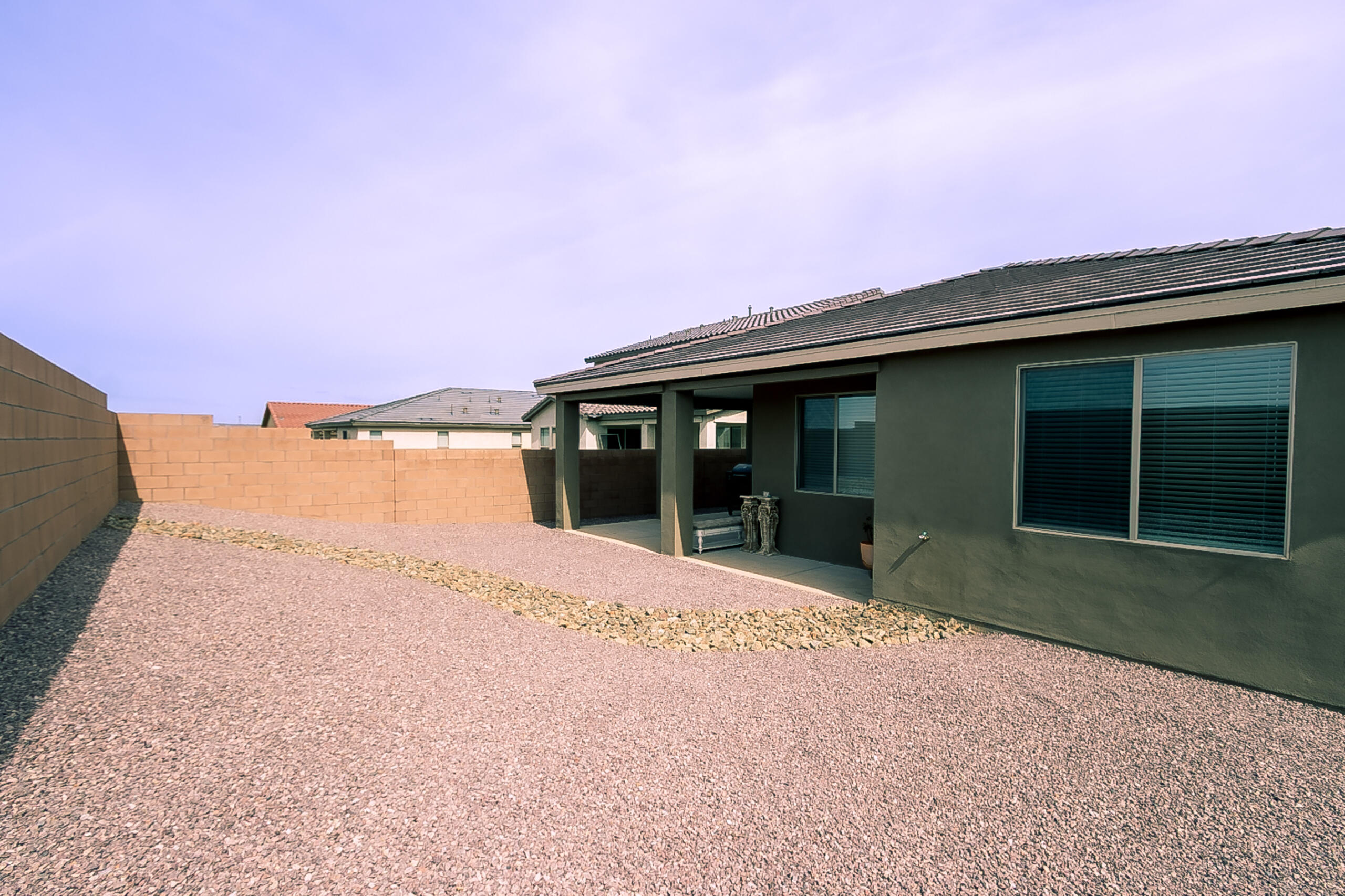Photo 11 — 1050 Teena Road SE
