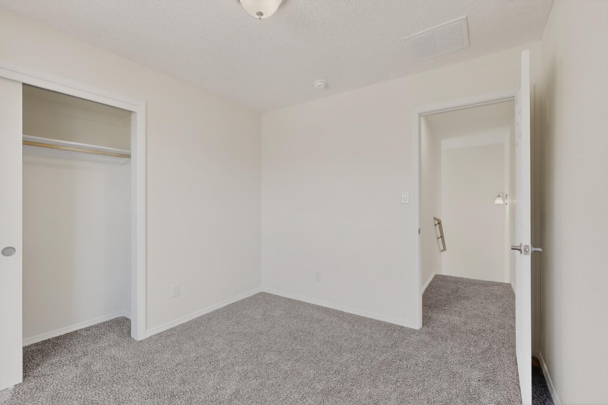 Photo 9 — 311 San Clemente Avenue NW