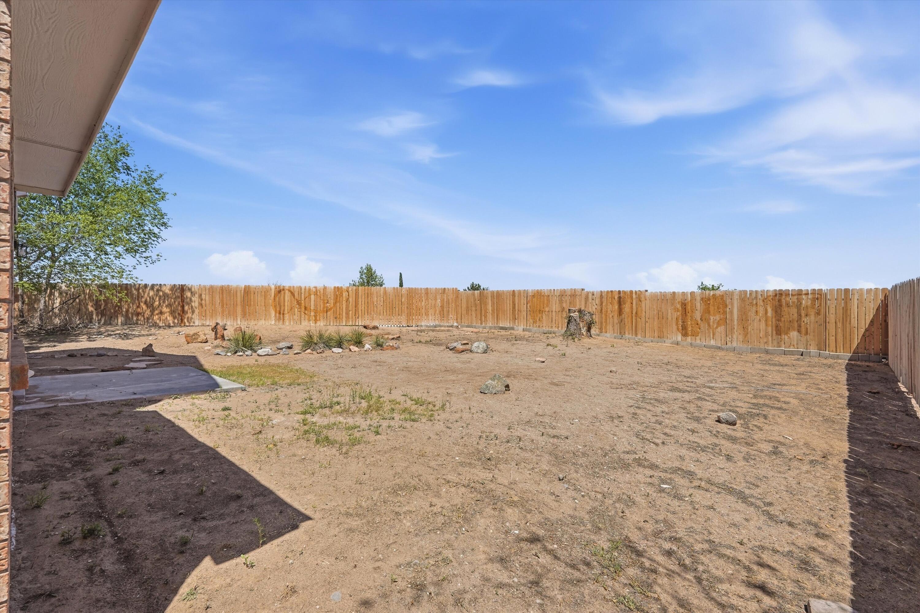 Photo 11 — 4417 Cattleya Road NW
