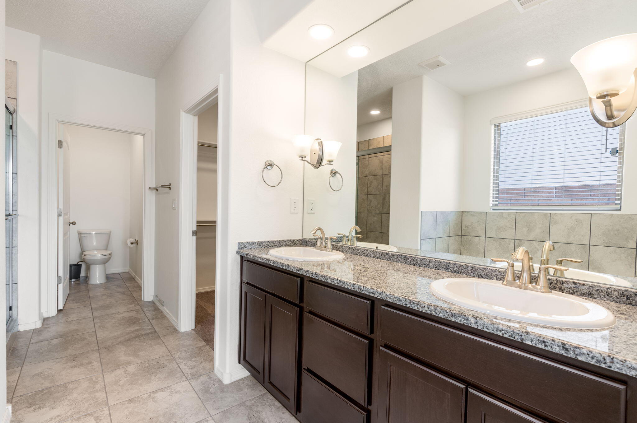 Photo 19 — 3888 Kodiak Road NE
