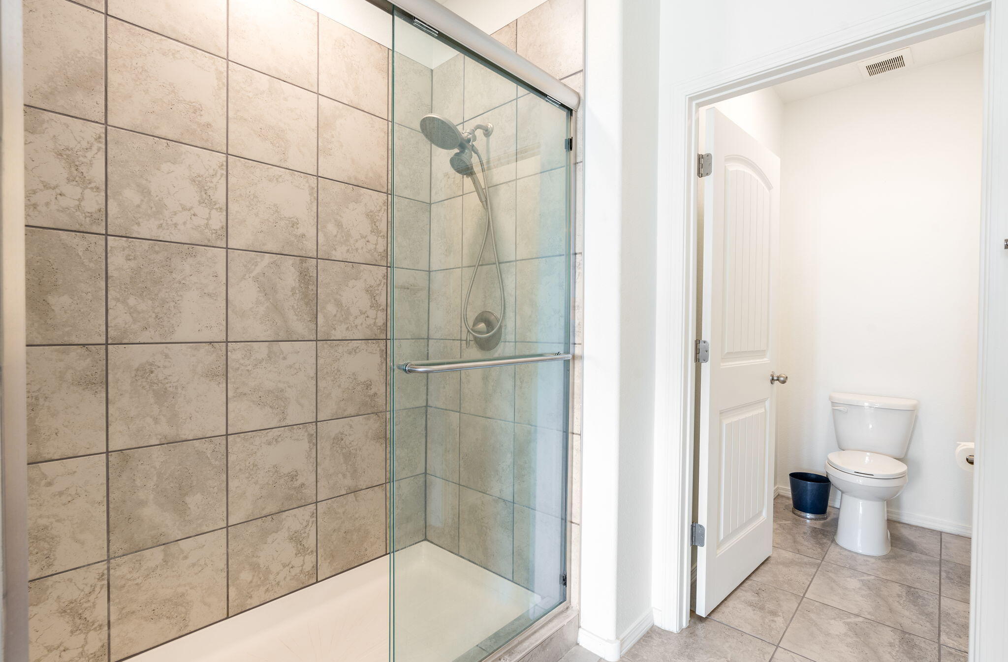 Photo 15 — 3888 Kodiak Road NE