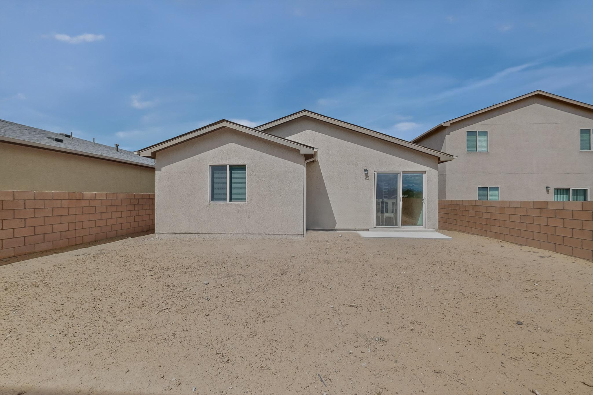 Photo 10 — 410 Hicks Drive SW