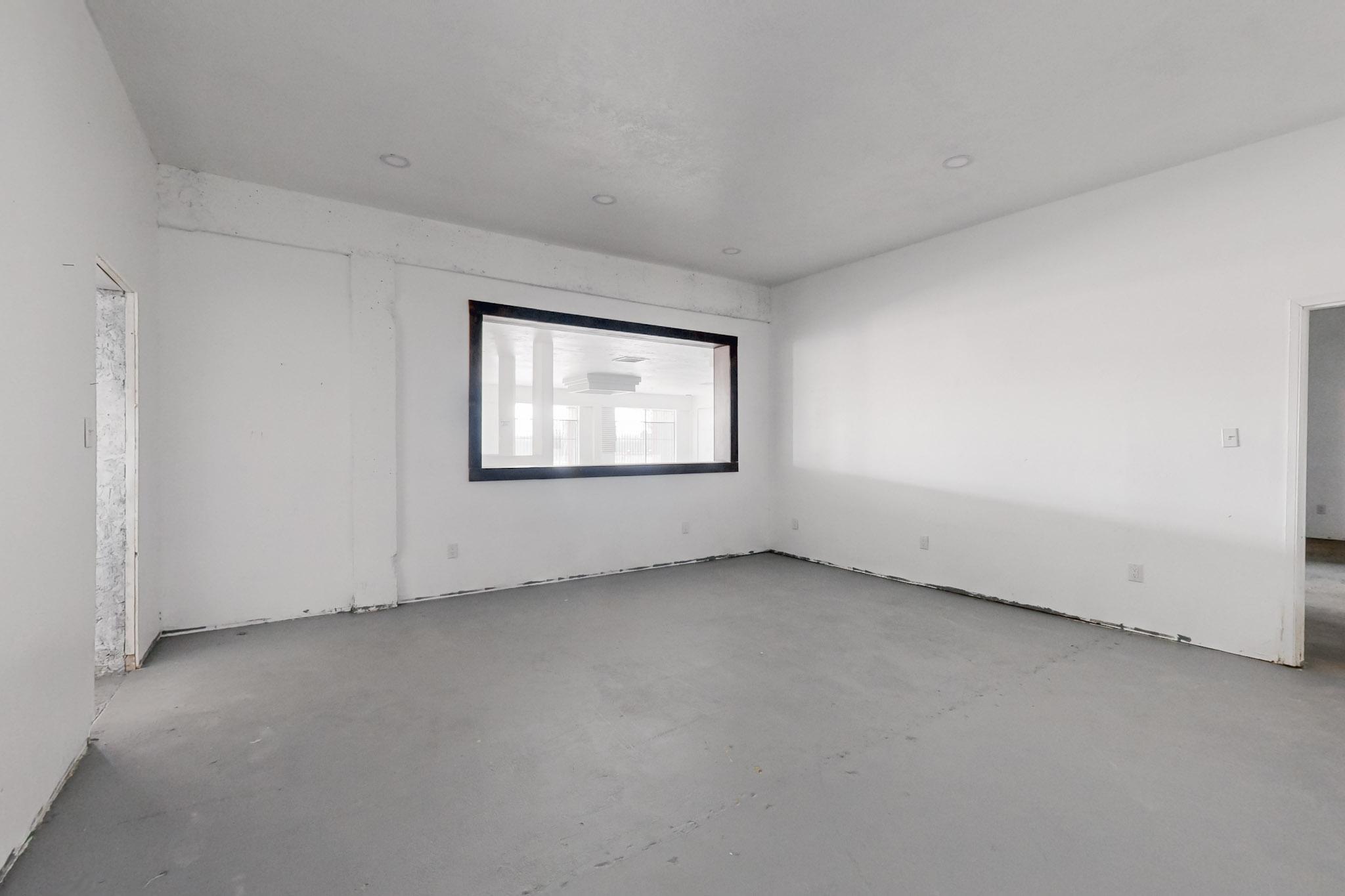 Photo 12 — 6417 Lomas Boulevard NE
