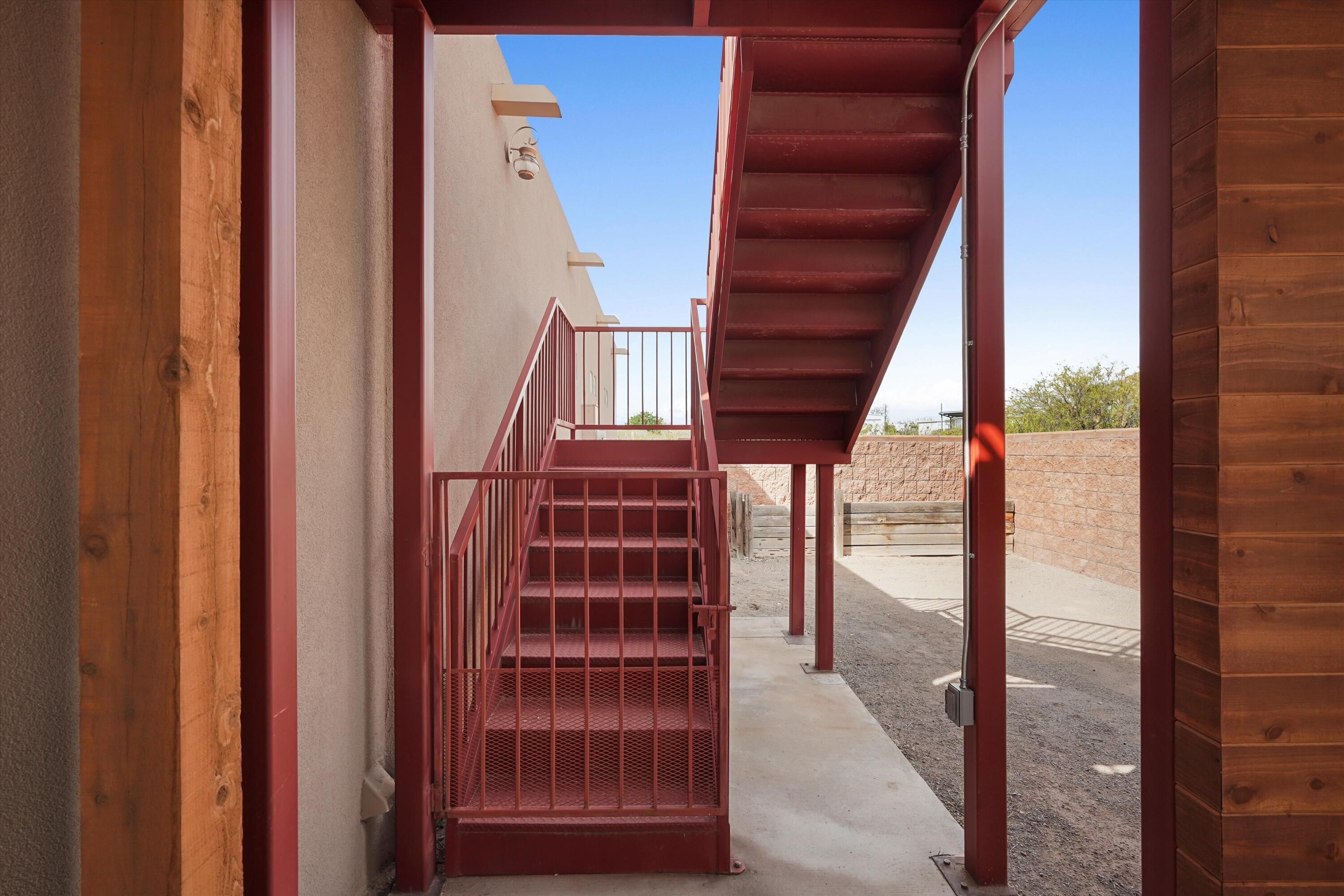 Photo 13 — 401 Roadrunner Circle