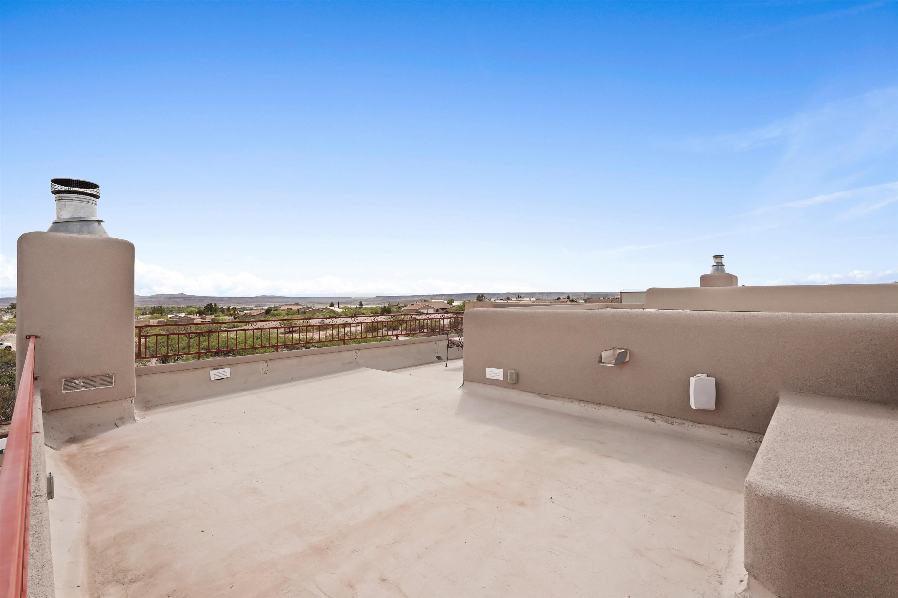 Photo 14 — 401 Roadrunner Circle