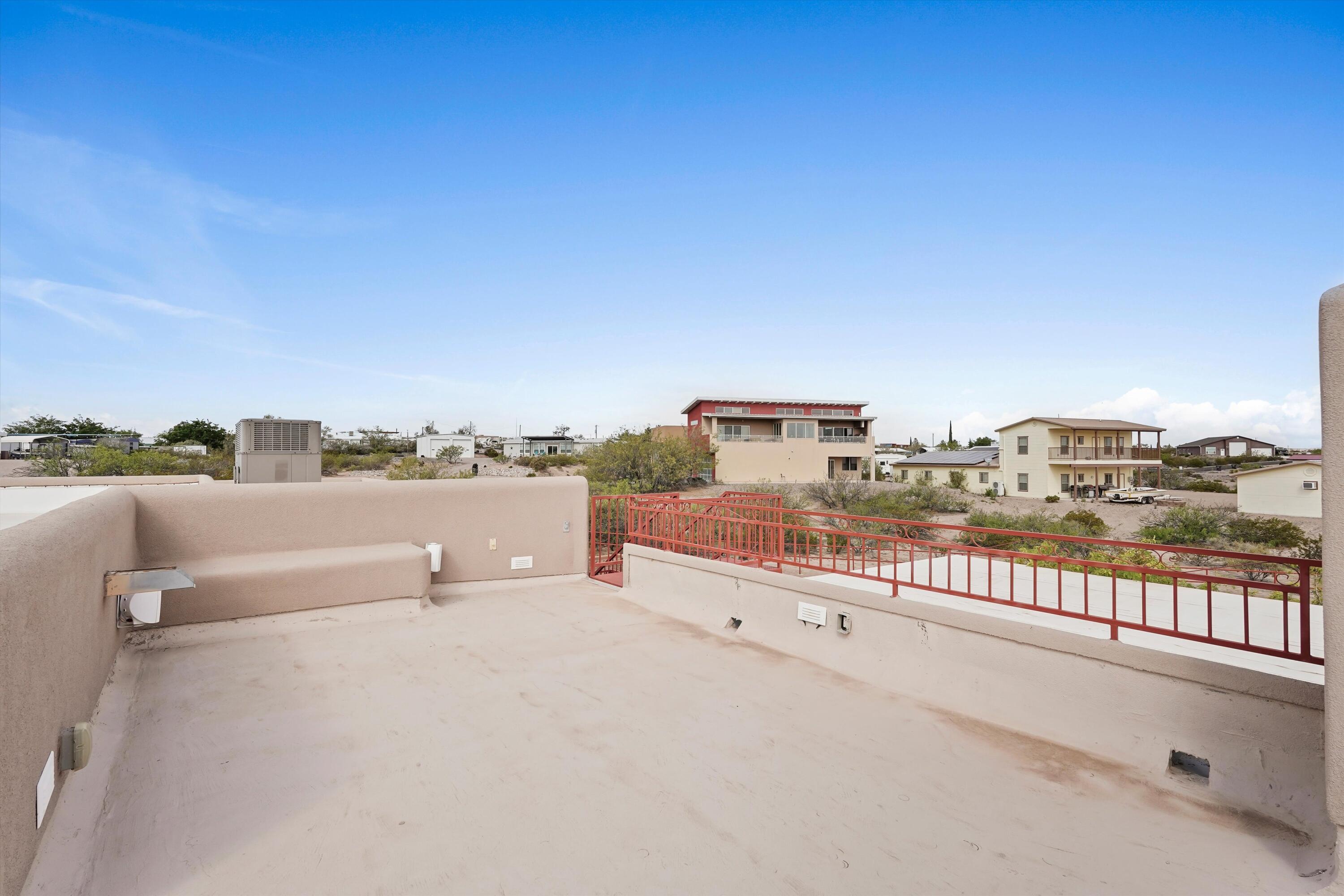 Photo 16 — 401 Roadrunner Circle