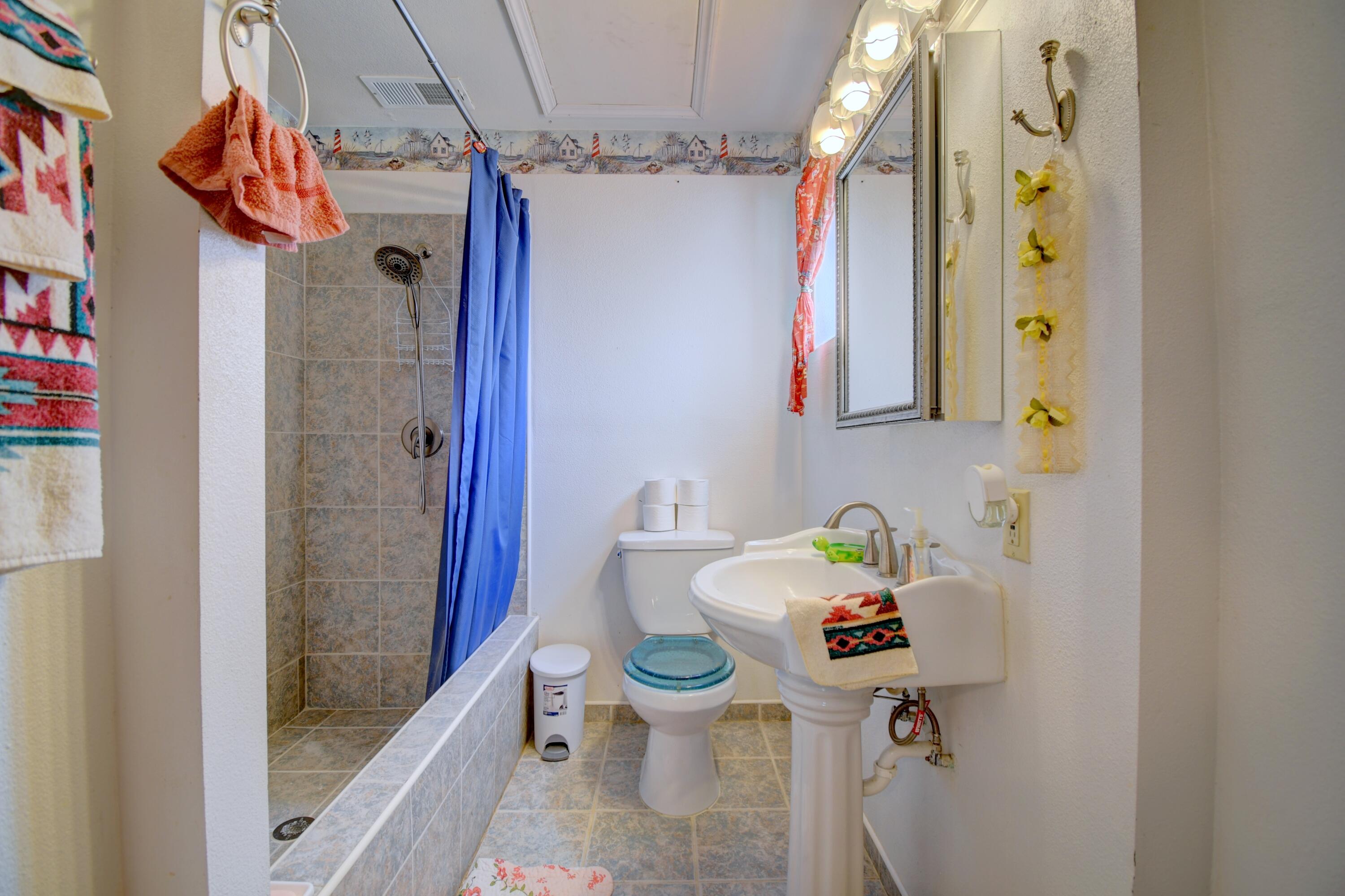 Photo 9 — 4908 Chromium Drive NE