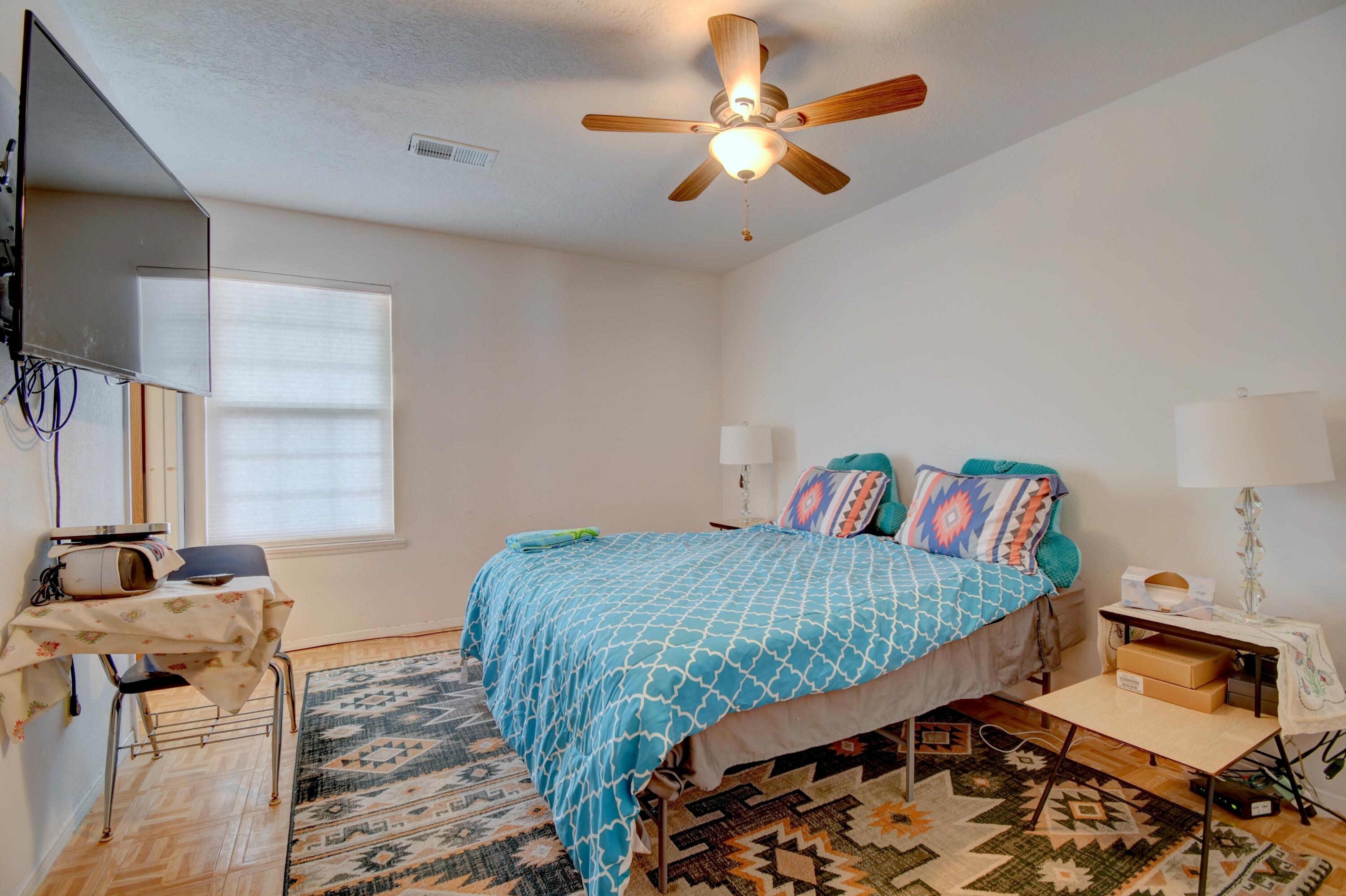 Photo 4 — 4908 Chromium Drive NE