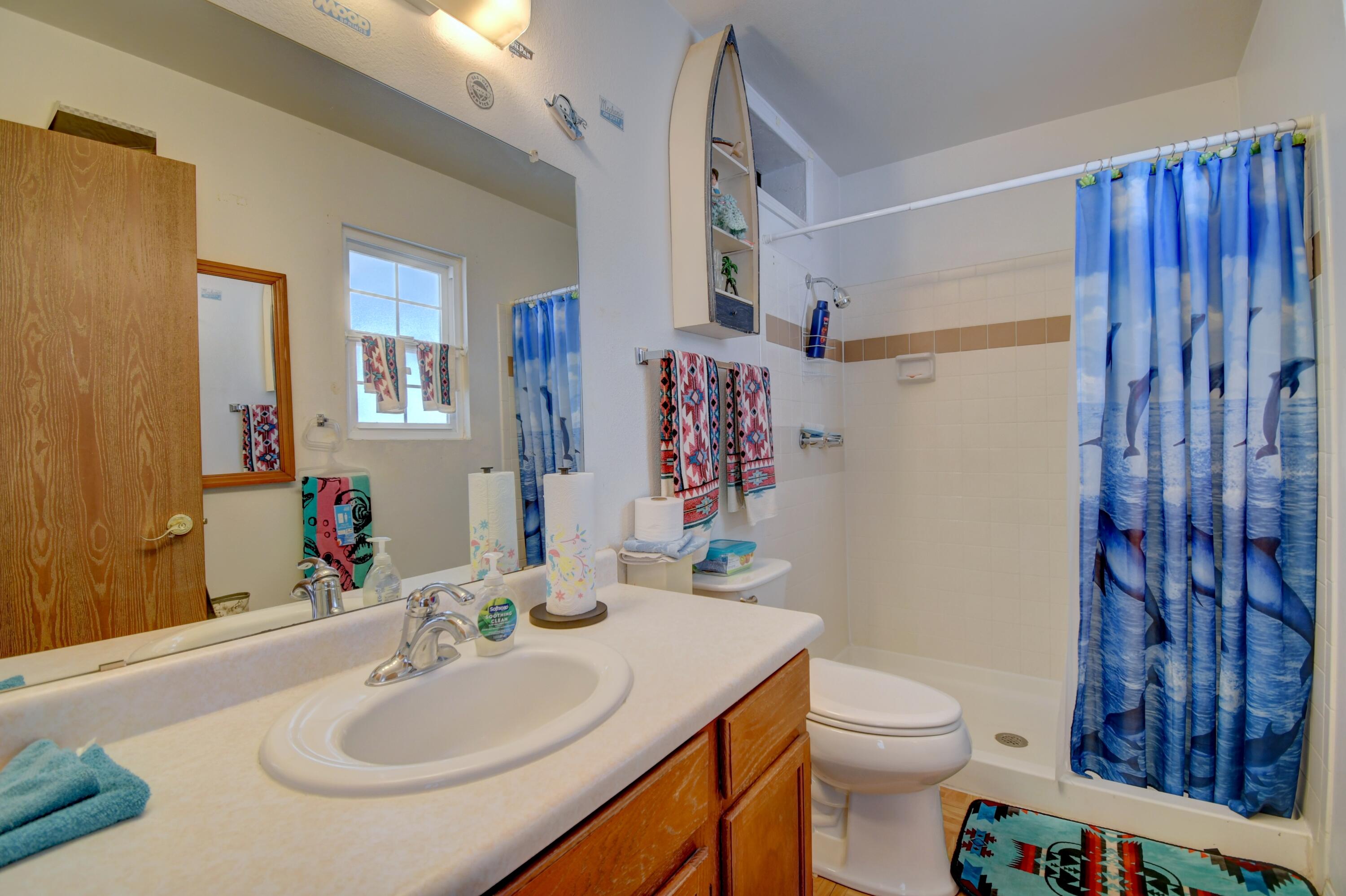 Photo 6 — 4908 Chromium Drive NE