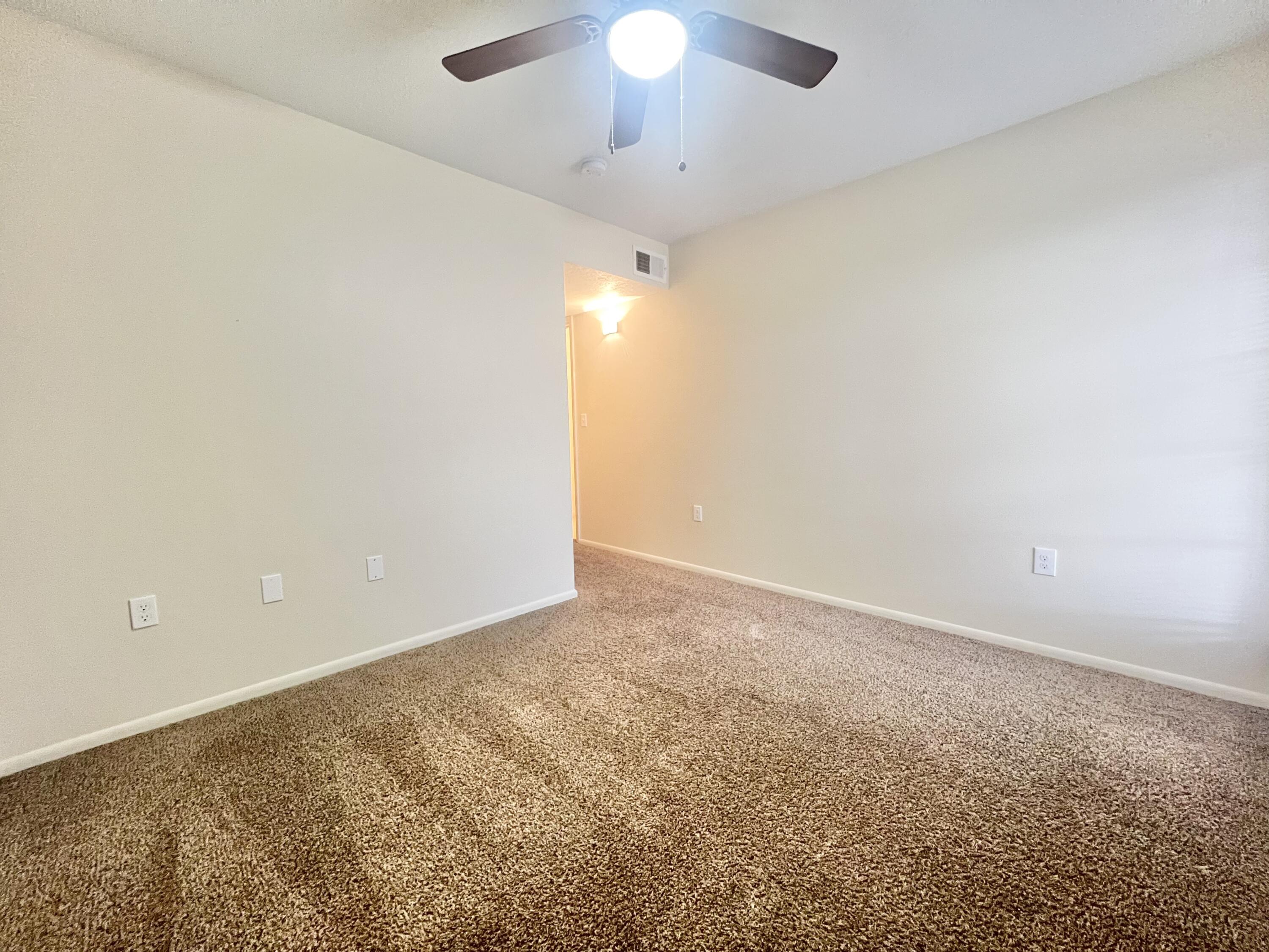 Photo 9 — 4601 Carlisle Boulevard NE APT C8