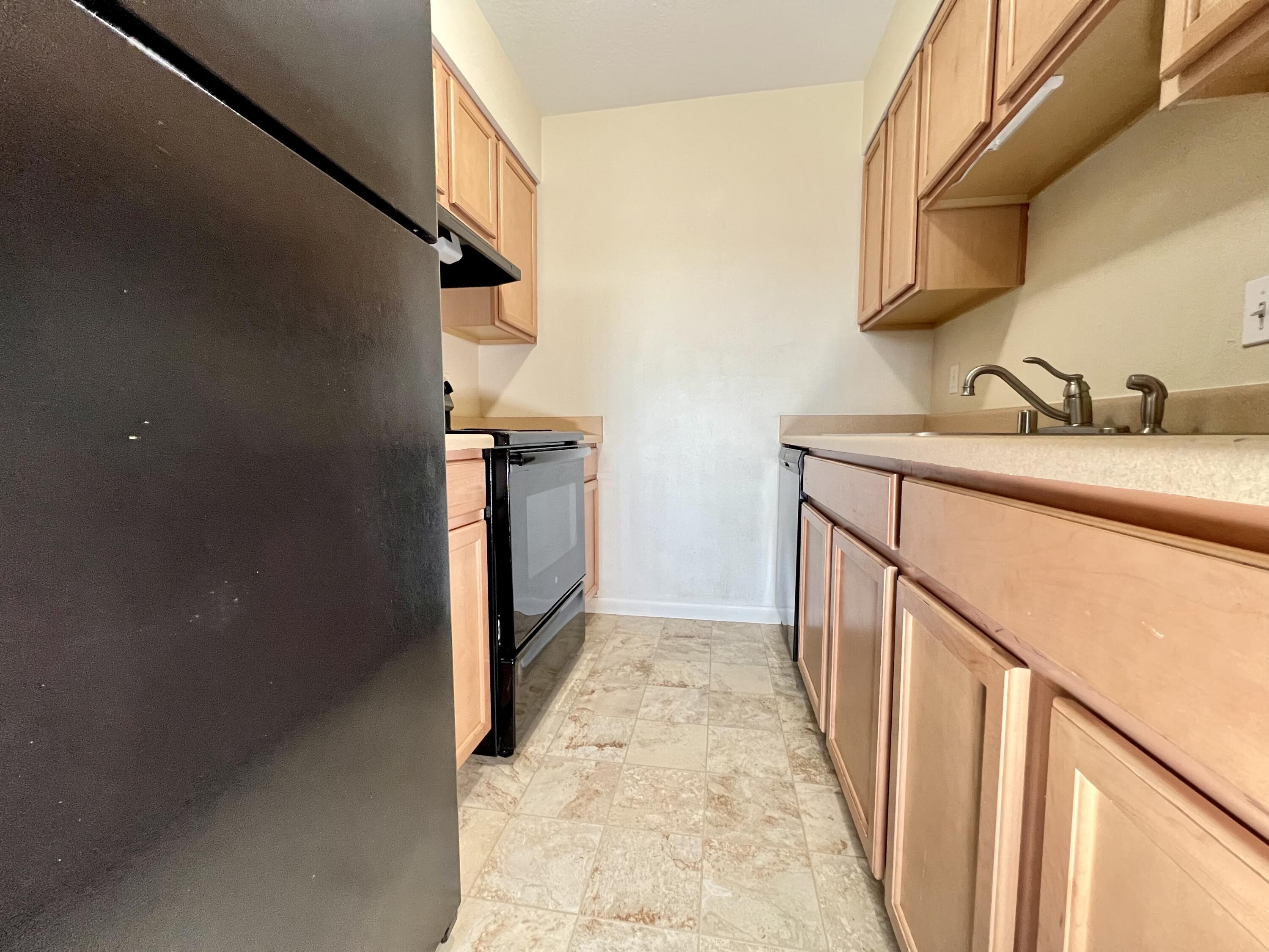 Photo 5 — 4601 Carlisle Boulevard NE APT C4