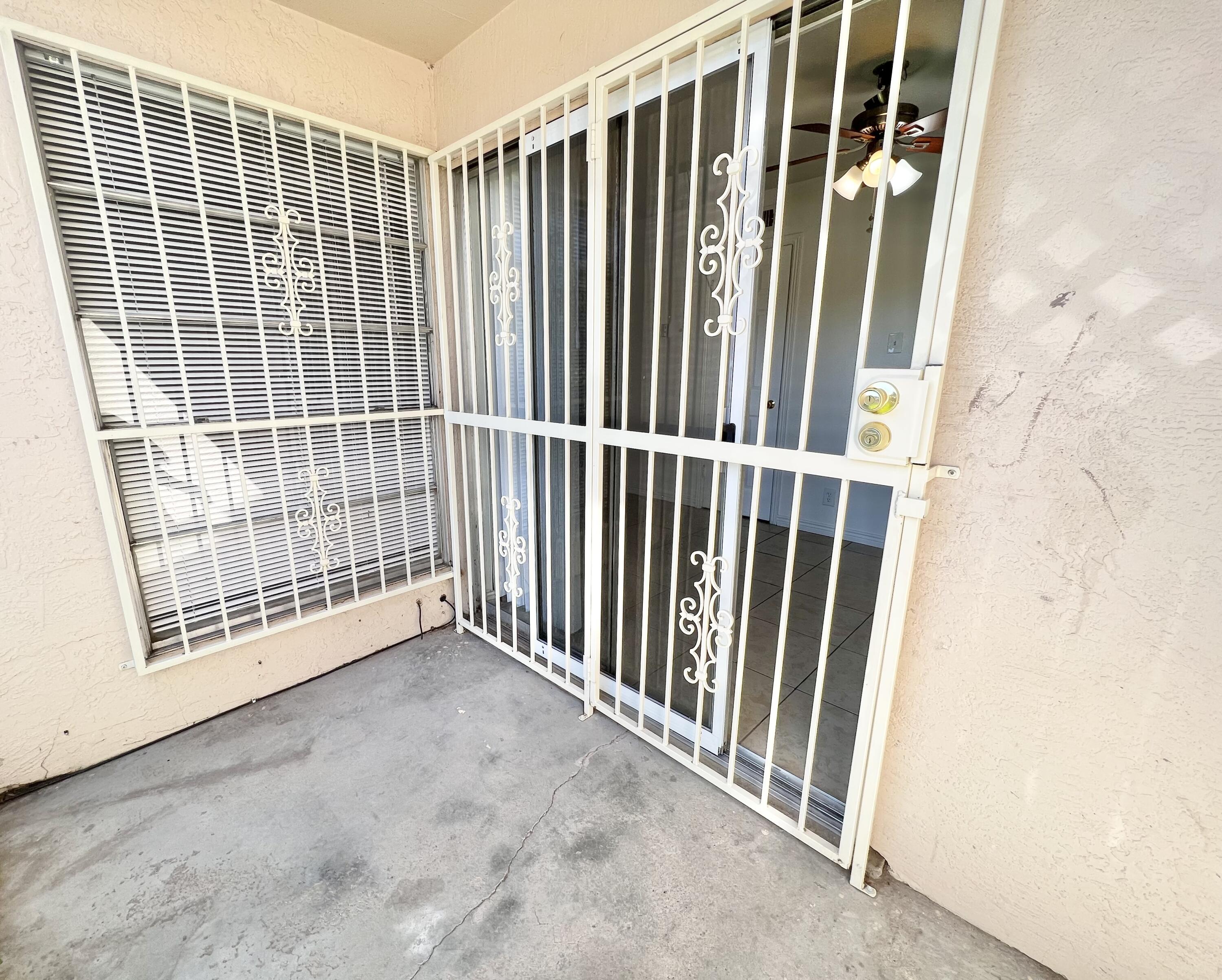 Photo 4 — 4601 Carlisle Boulevard NE APT D11
